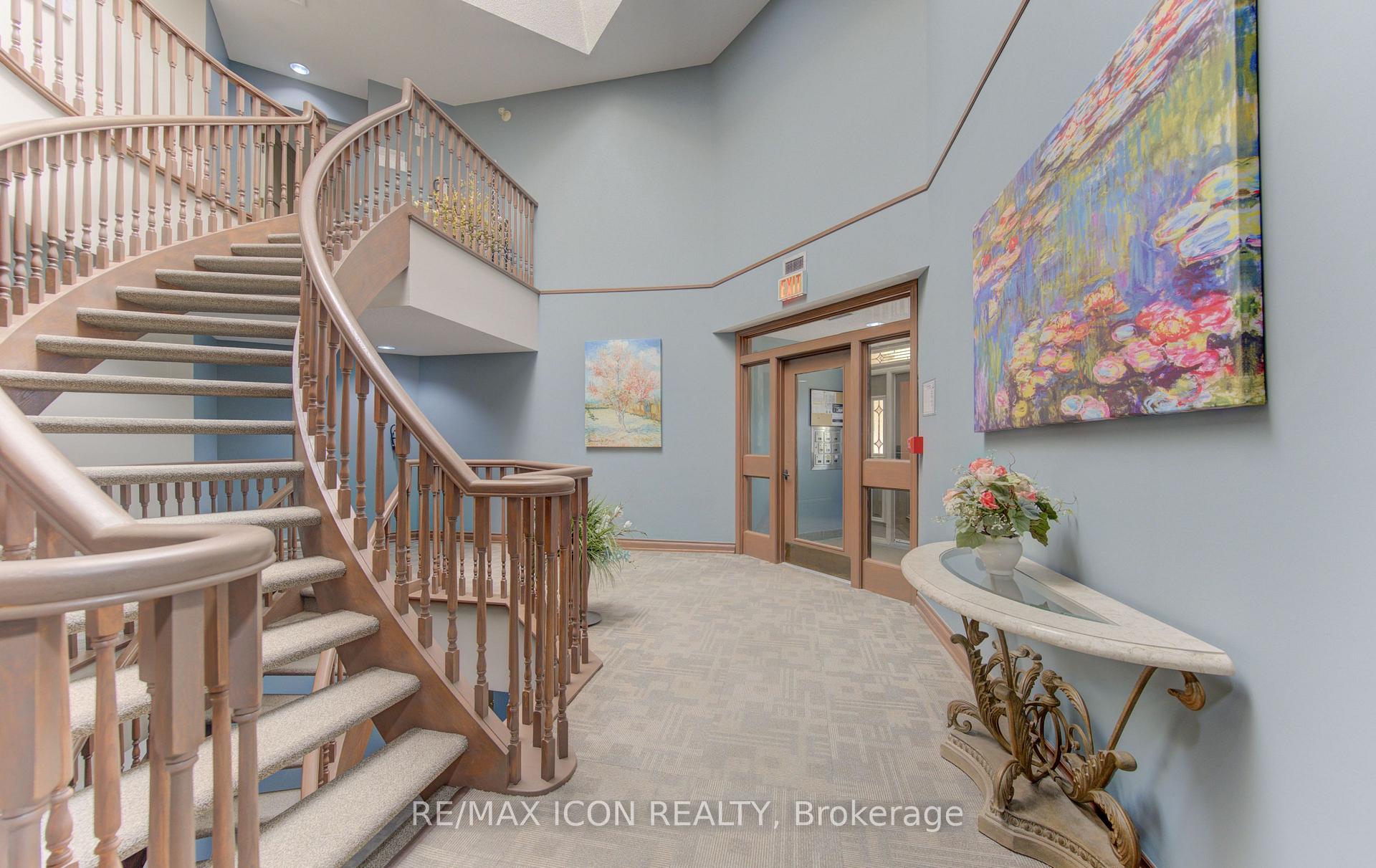 Photo 3 of Unit 32, 45 Blue Springs Drive, Waterloo, Colonial Acres — HOMEH