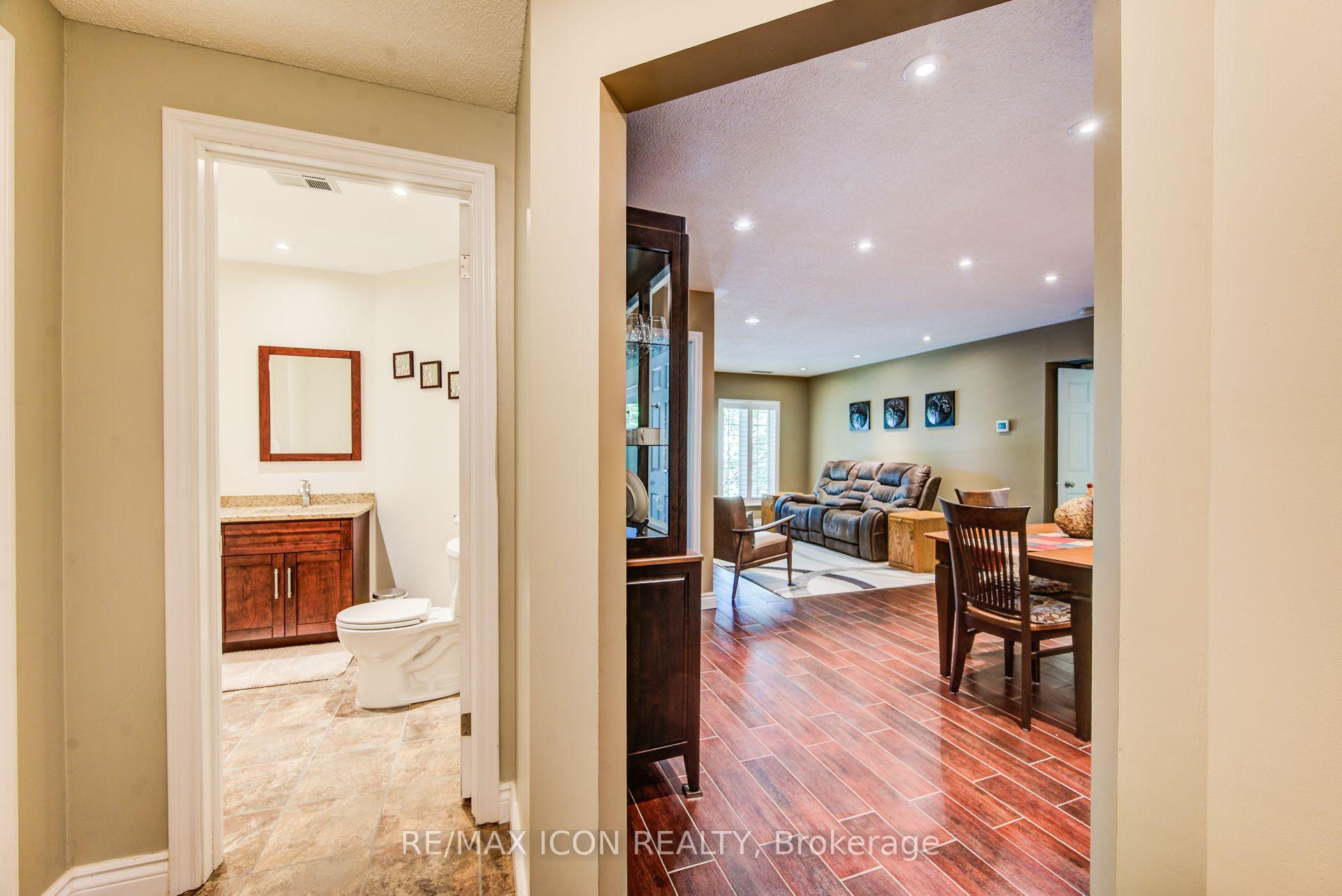 Photo 7 of Unit 32, 45 Blue Springs Drive, Waterloo, Colonial Acres — HOMEH