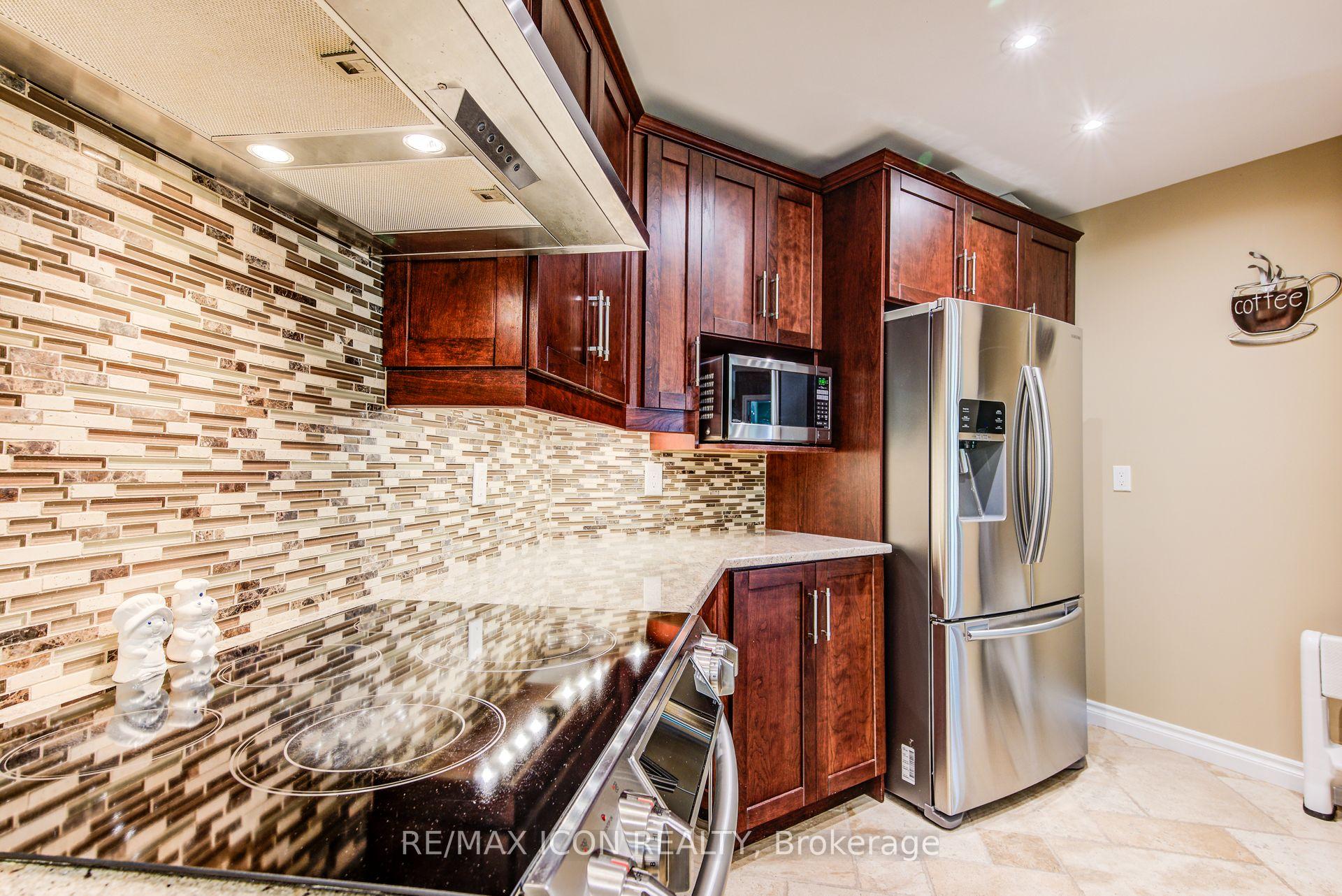 Photo 19 of Unit 32, 45 Blue Springs Drive, Waterloo, Colonial Acres — HOMEH