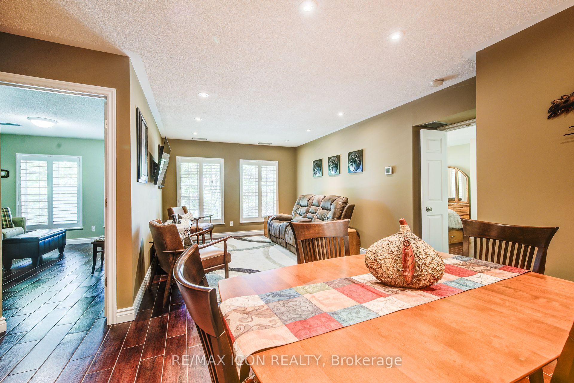Photo 21 of Unit 32, 45 Blue Springs Drive, Waterloo, Colonial Acres — HOMEH