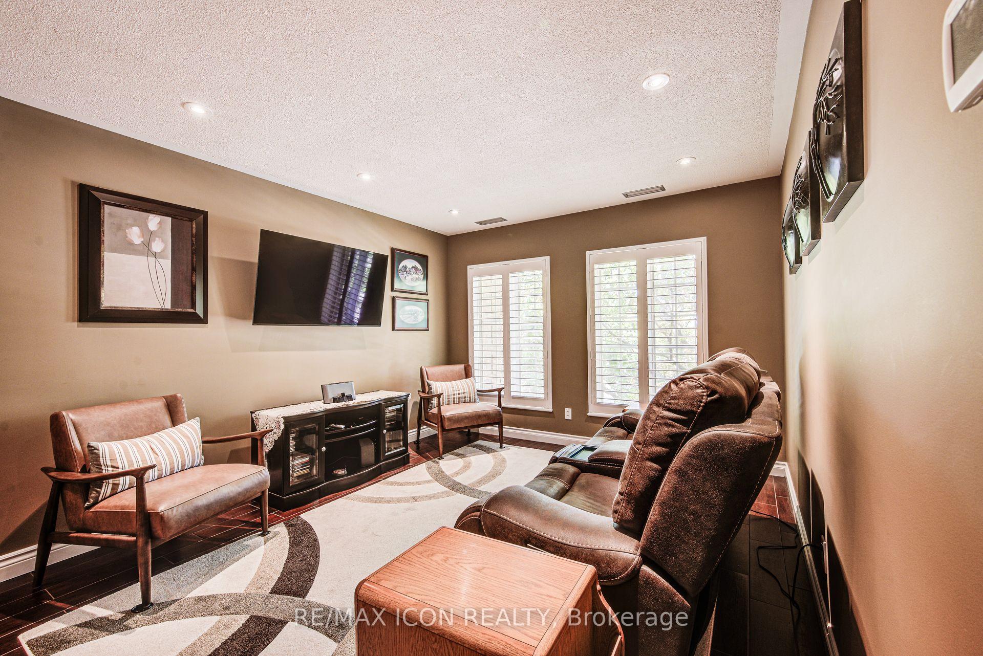 Photo 22 of Unit 32, 45 Blue Springs Drive, Waterloo, Colonial Acres — HOMEH