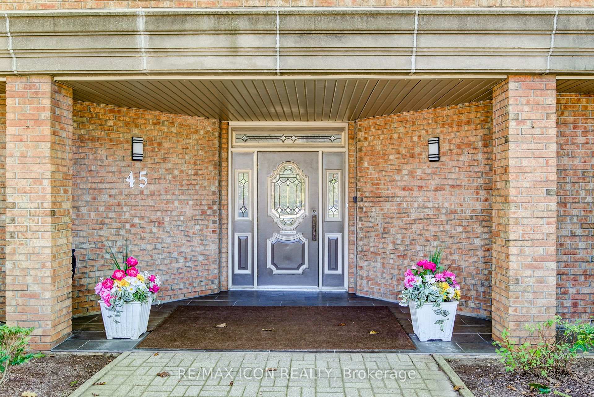 Photo 42 of Unit 32, 45 Blue Springs Drive, Waterloo, Colonial Acres — HOMEH