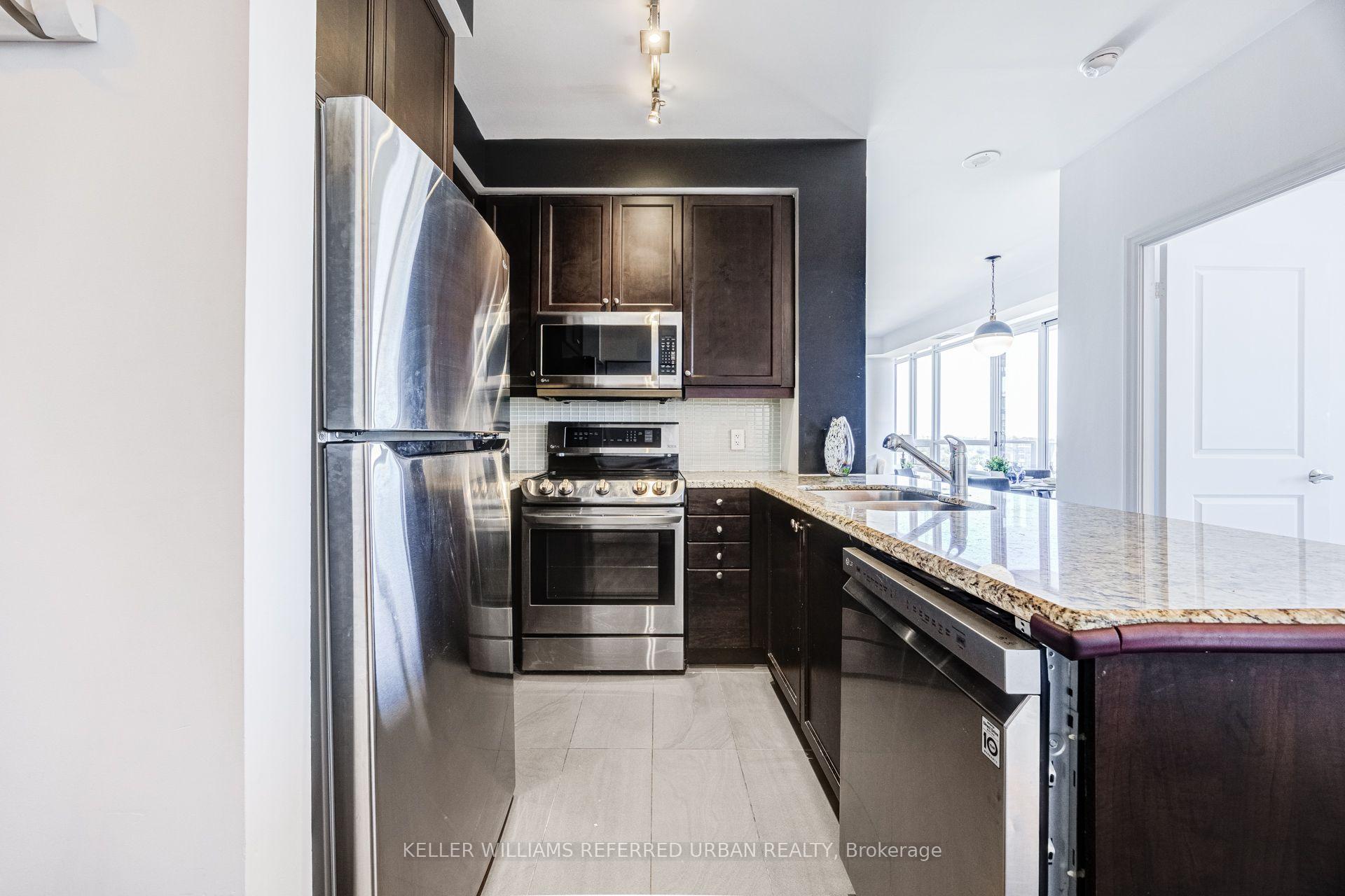 Photo 7 of Unit 1006, 500 St Clair Avenue W, Toronto, Humewood-Cedarvale — HOMEH