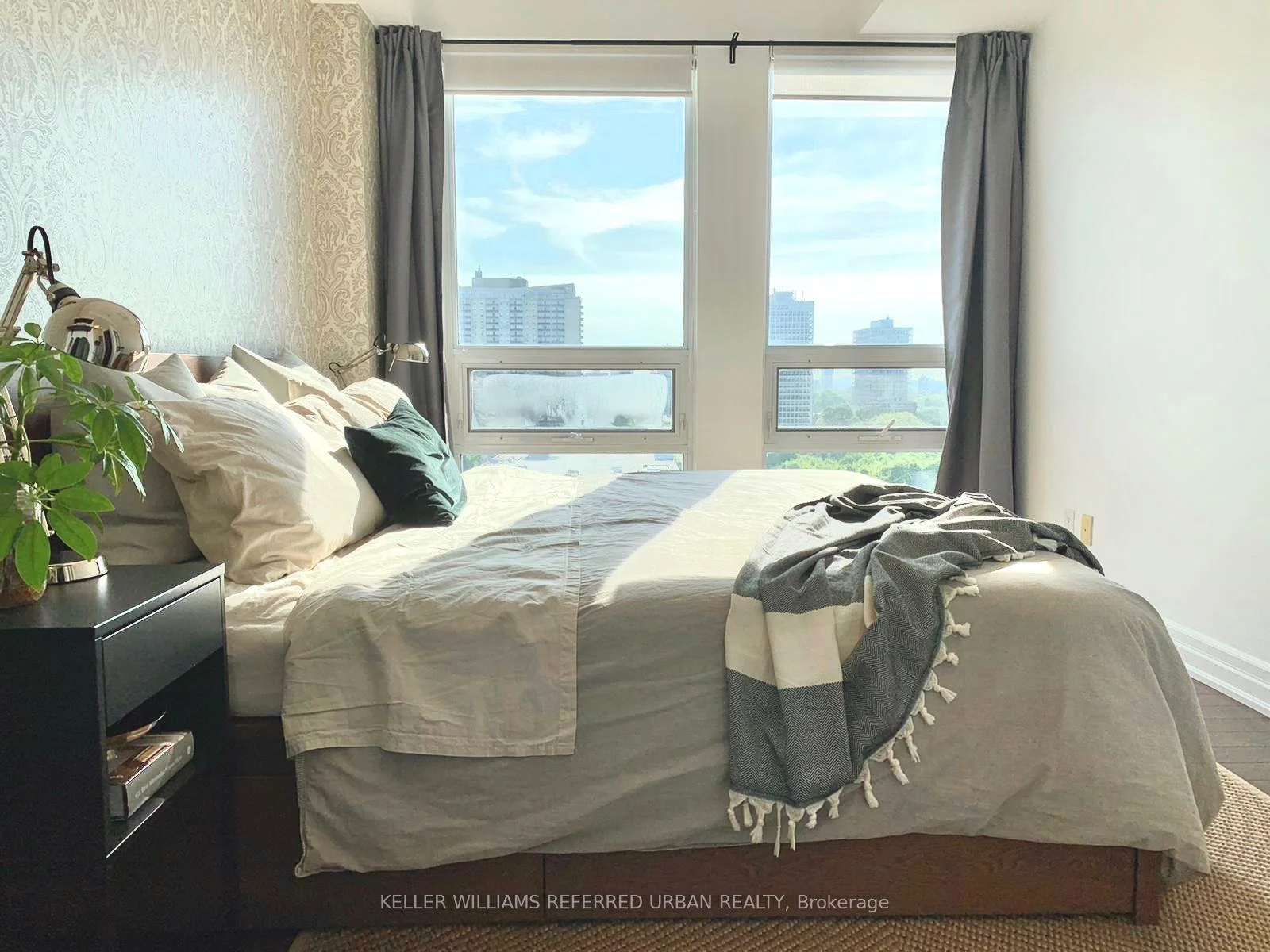 Photo 8 of Unit 1006, 500 St Clair Avenue W, Toronto, Humewood-Cedarvale — HOMEH