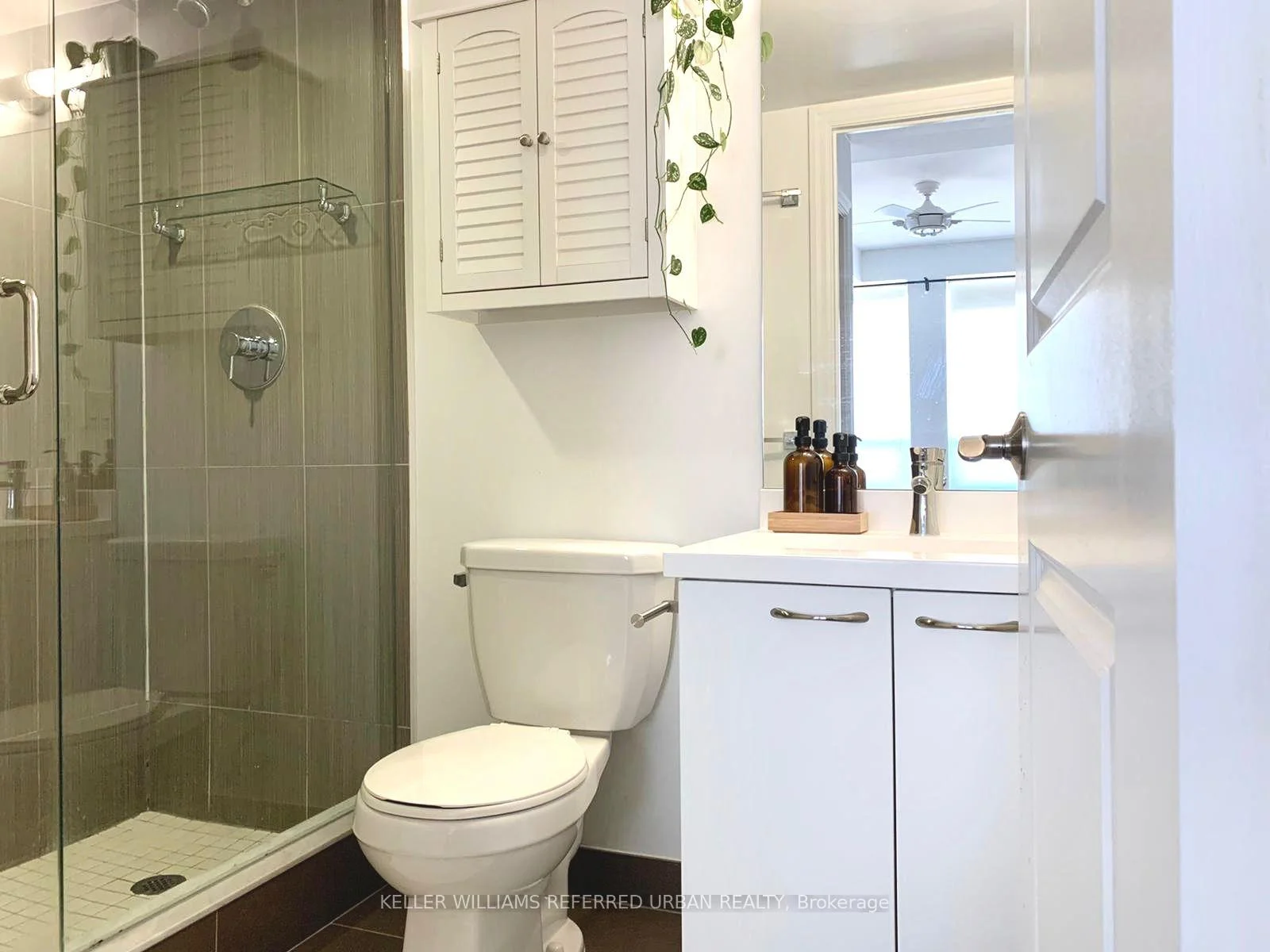 Photo 10 of Unit 1006, 500 St Clair Avenue W, Toronto, Humewood-Cedarvale — HOMEH