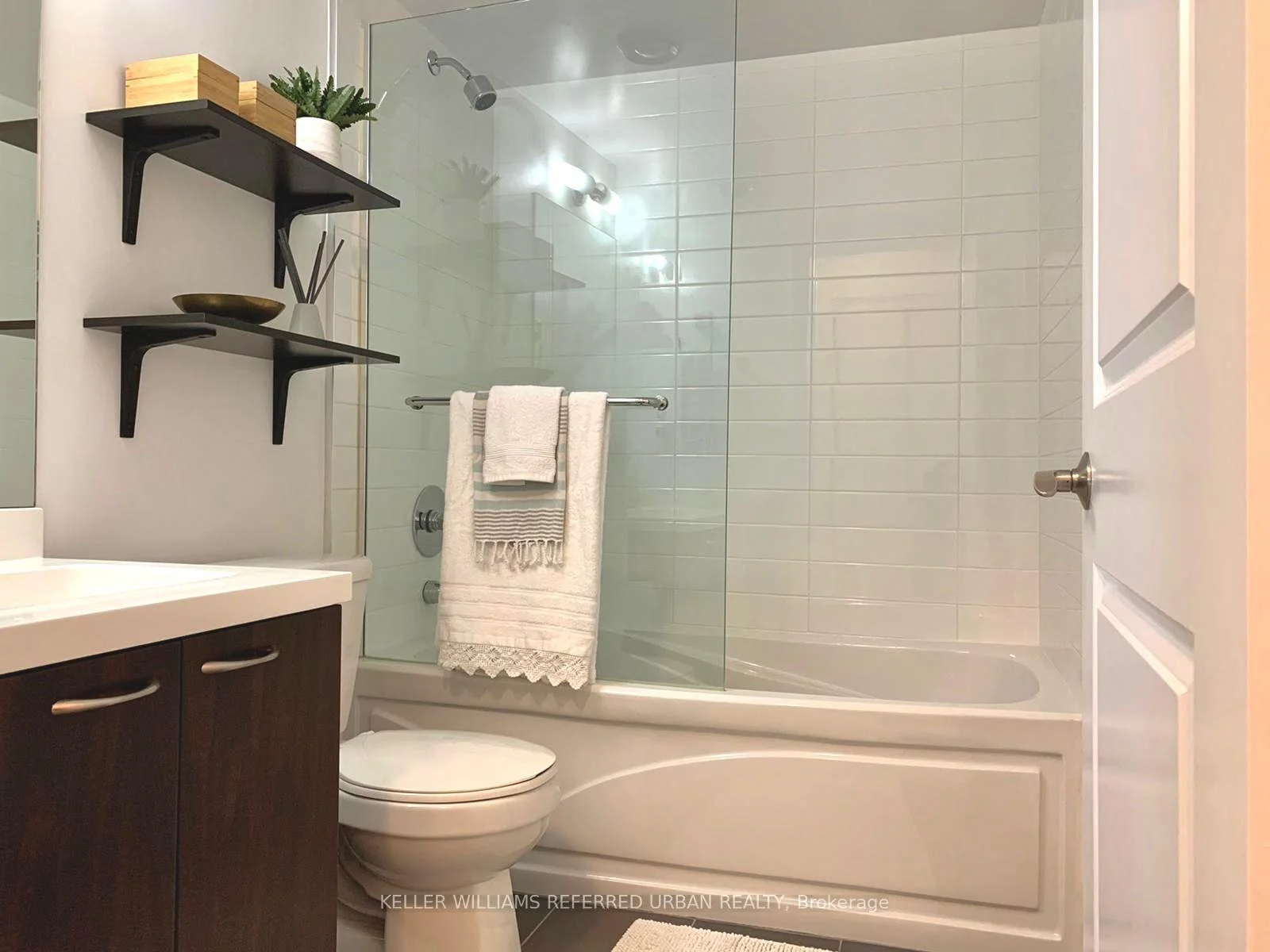 Photo 20 of Unit 1006, 500 St Clair Avenue W, Toronto, Humewood-Cedarvale — HOMEH