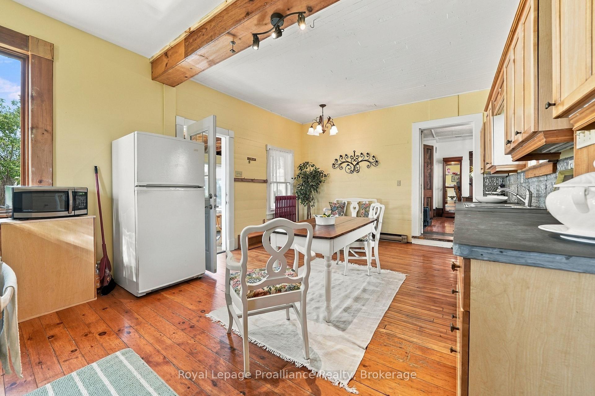 Photo 11 of 228 County Rd 29, Prince Edward County, Ameliasburg Ward — HOMEH