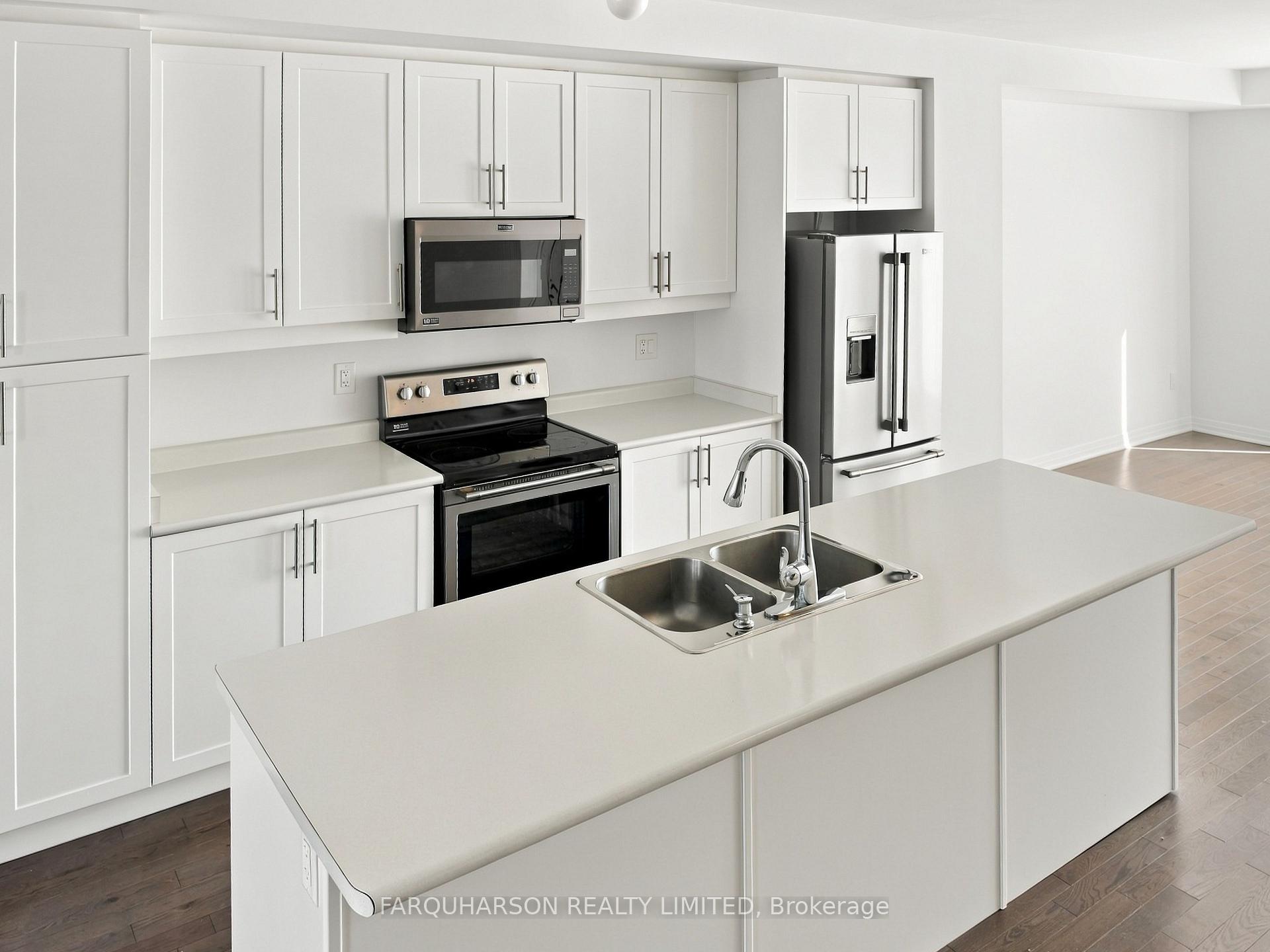 Photo 8 of 3 Clarington Boulevard, Clarington, Bowmanville — HOMEH