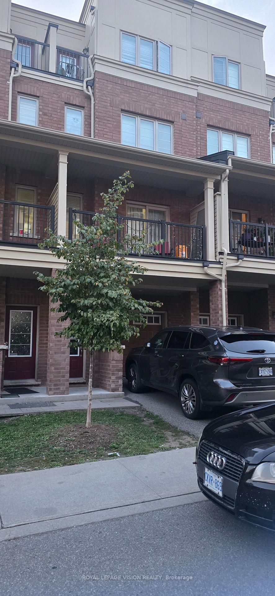 Photo 2 of Unit 358, 2392 Chevron Prince Path, Oshawa, Windfields — HOMEH