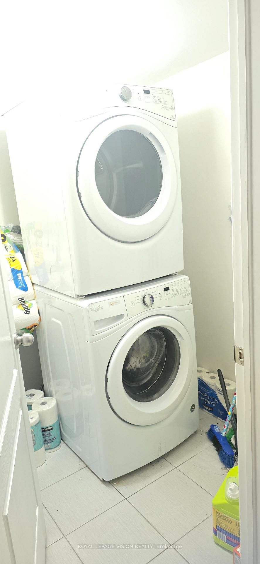 Photo 15 of Unit 358, 2392 Chevron Prince Path, Oshawa, Windfields — HOMEH