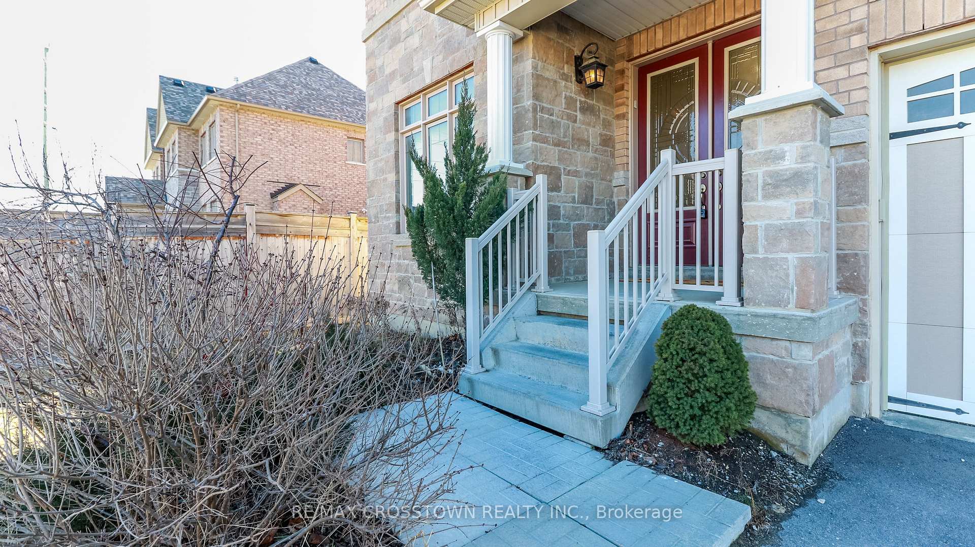 Photo 2 of 69 Morrison Avenue, New Tecumseth, Alliston — HOMEH