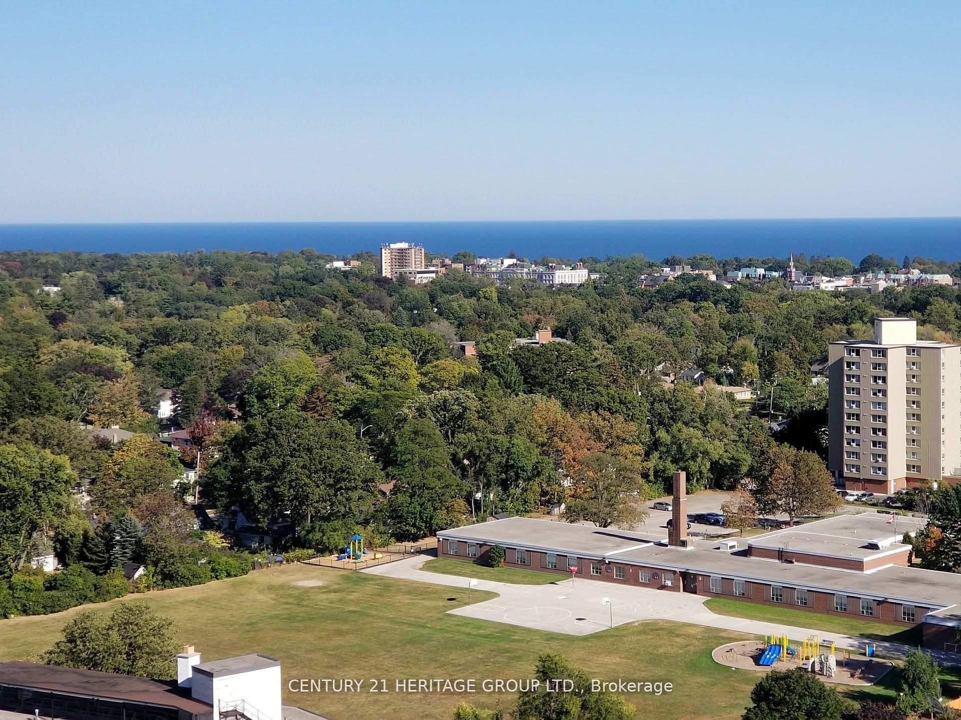 Photo 15 of Unit 1706, 55 Speers Road, Oakville, Central — HOMEH