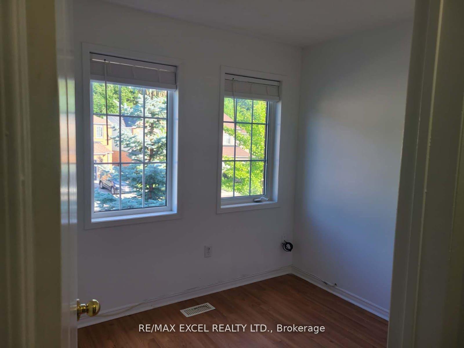 Photo 6 of 95 Bunchberry Way, Brampton, Sandringham-Wellington — HOMEH