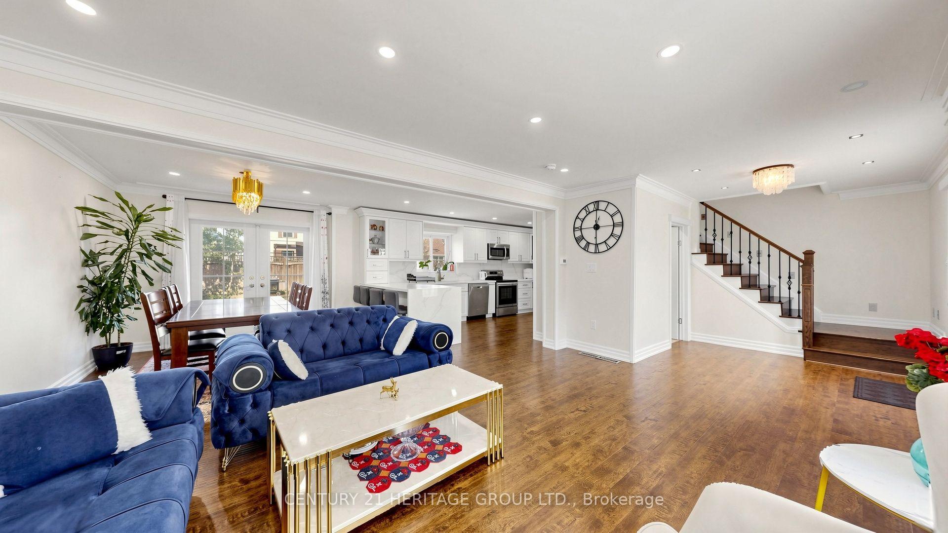 Photo 7 of 70 Royal Orchard Boulevard, Markham, Royal Orchard — HOMEH