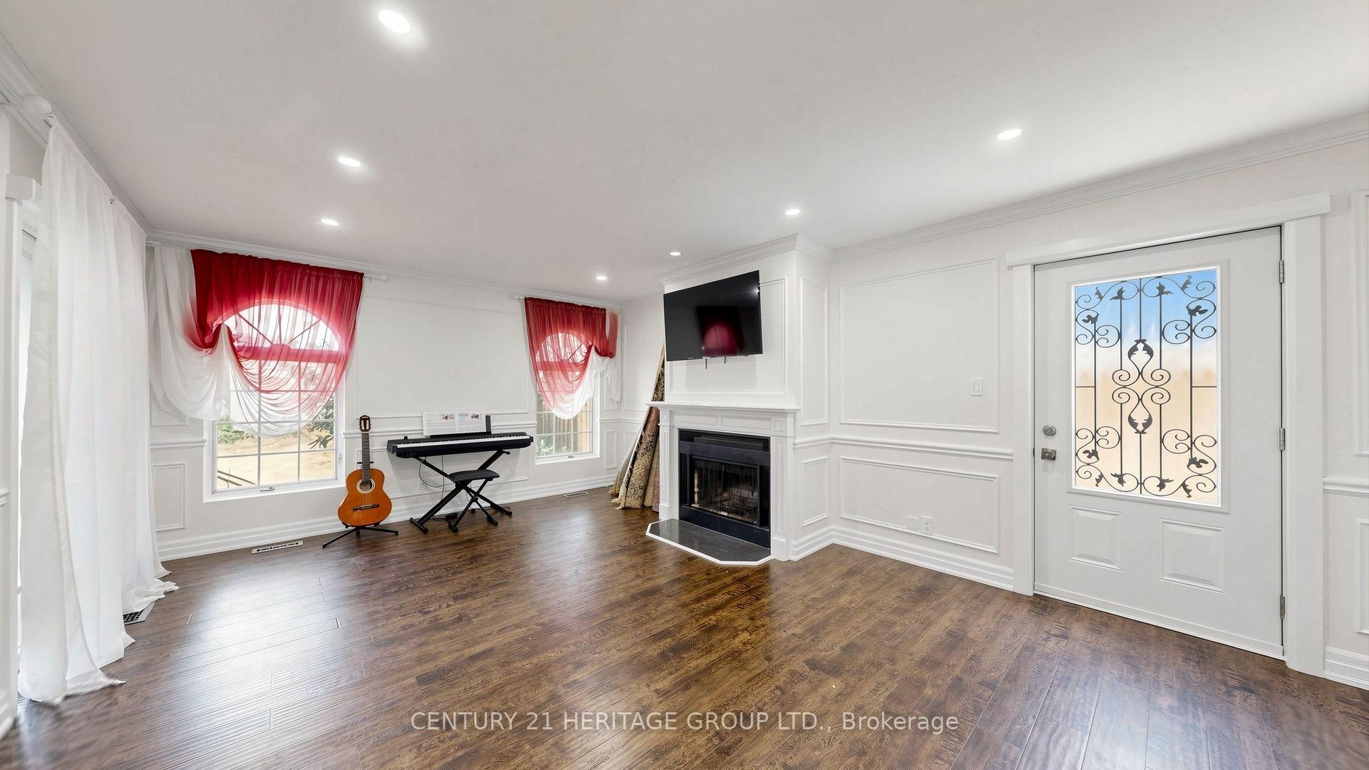 Photo 13 of 70 Royal Orchard Boulevard, Markham, Royal Orchard — HOMEH