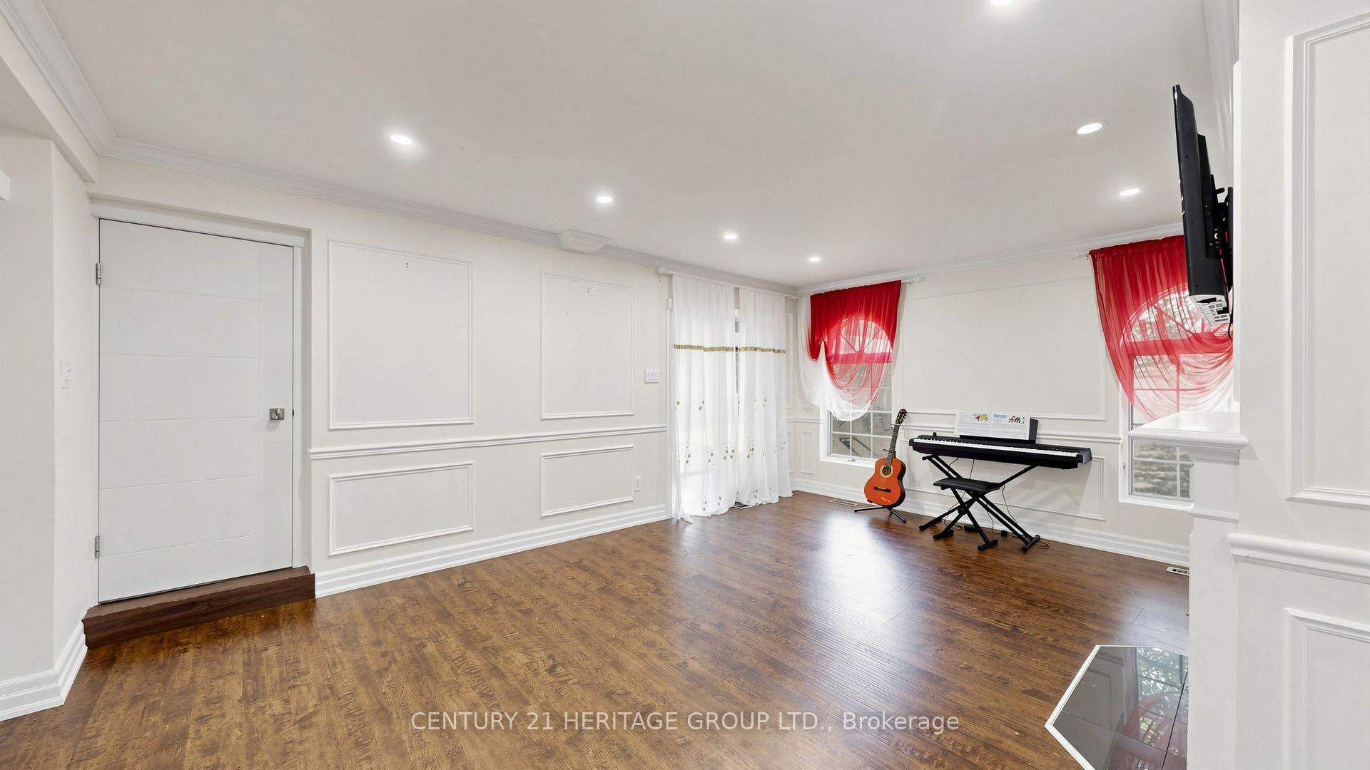 Photo 15 of 70 Royal Orchard Boulevard, Markham, Royal Orchard — HOMEH
