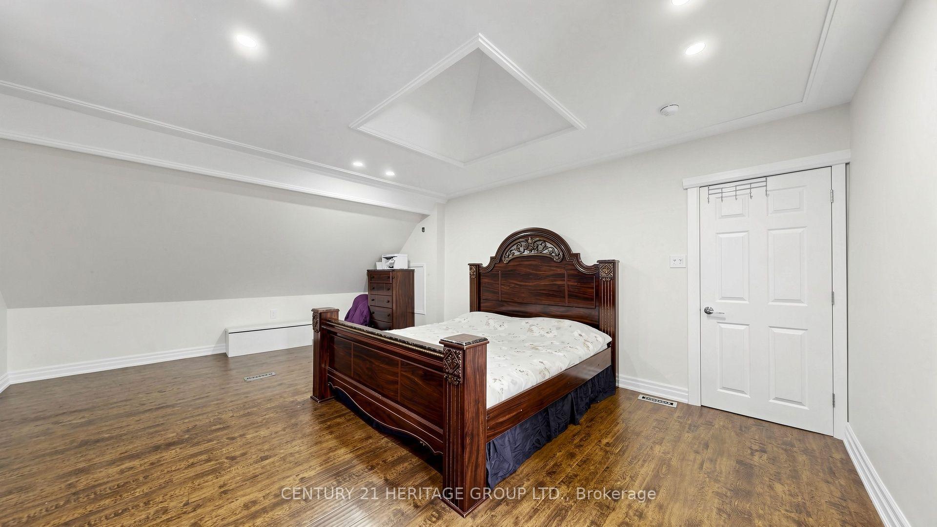 Photo 20 of 70 Royal Orchard Boulevard, Markham, Royal Orchard — HOMEH