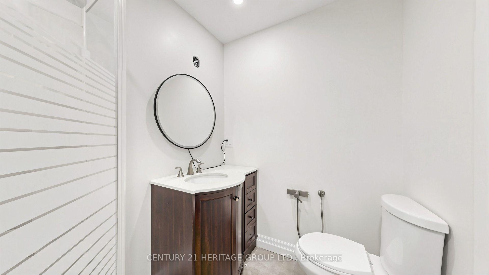 Photo 31 of 70 Royal Orchard Boulevard, Markham, Royal Orchard — HOMEH