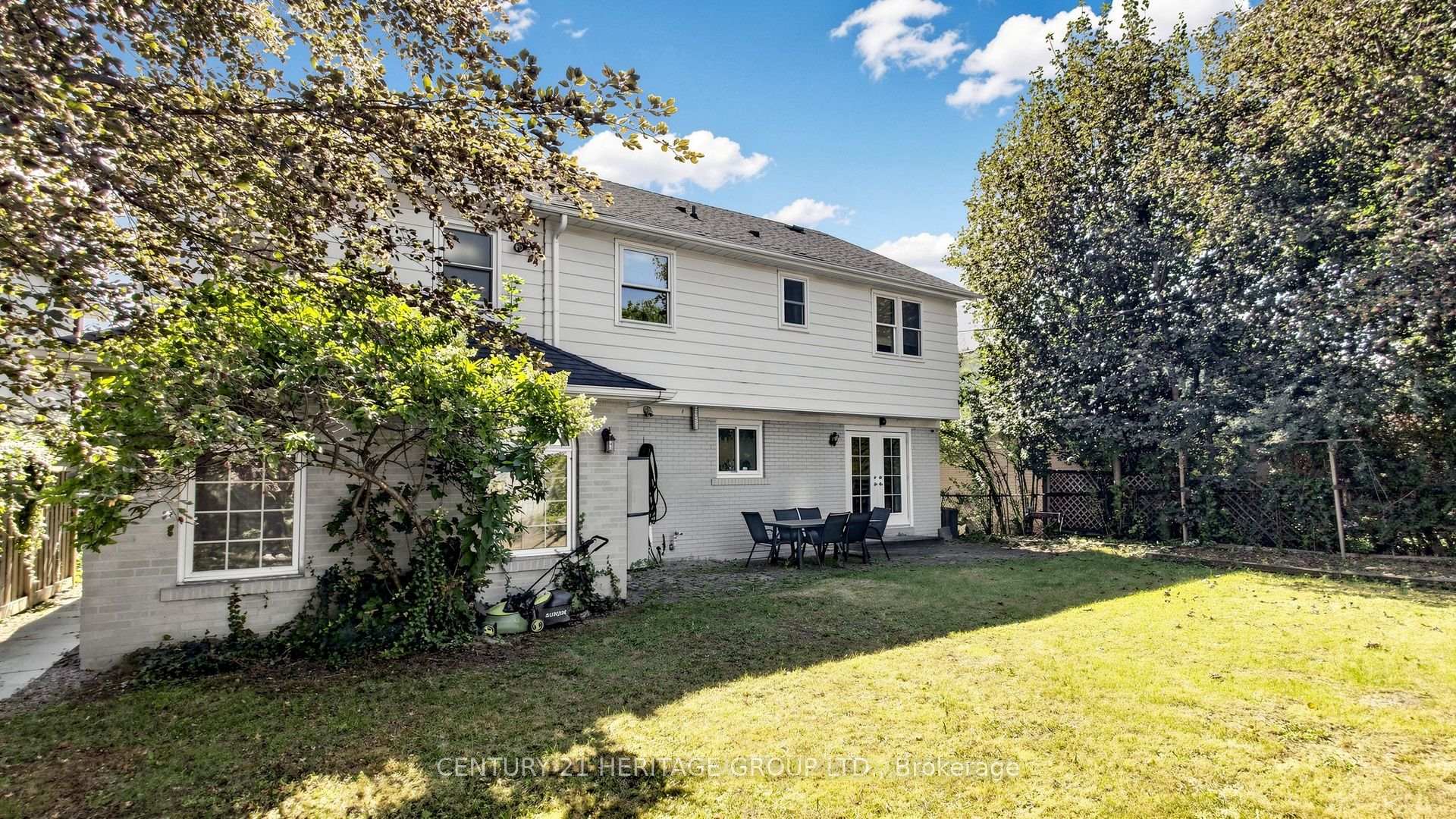 Photo 42 of 70 Royal Orchard Boulevard, Markham, Royal Orchard — HOMEH