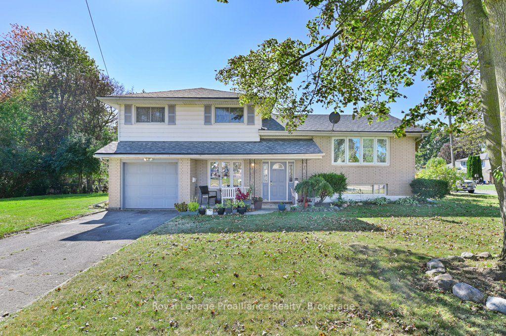 Photo 3 of 145 Leland Drive, Belleville, Belleville Ward — HOMEH