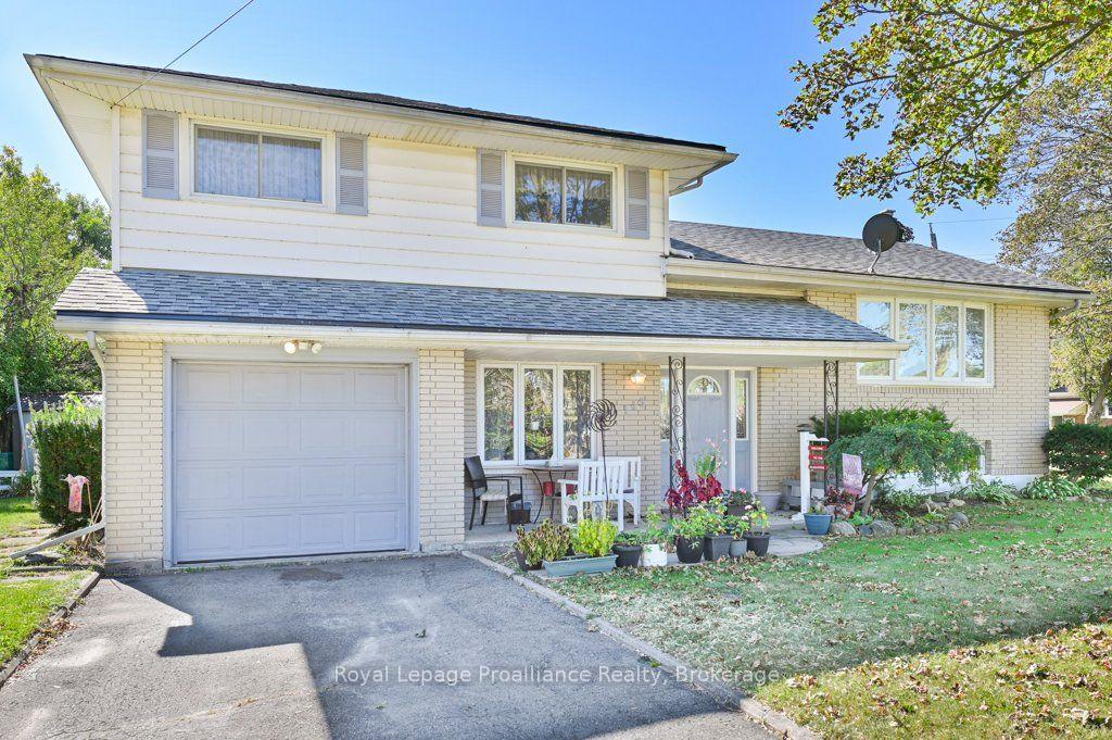 Photo 6 of 145 Leland Drive, Belleville, Belleville Ward — HOMEH
