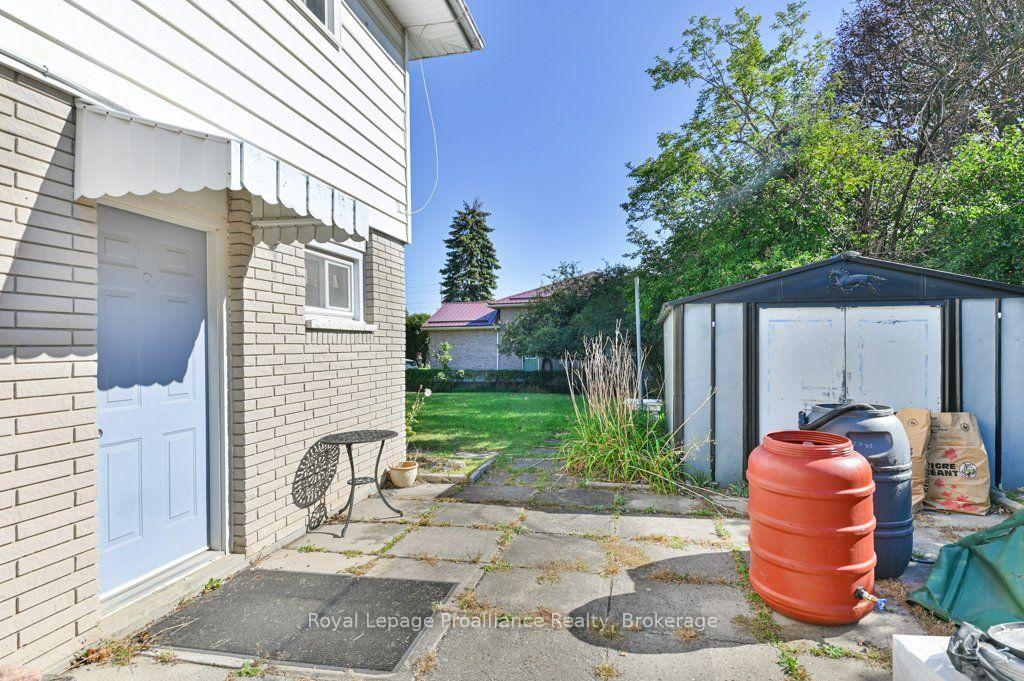 Photo 8 of 145 Leland Drive, Belleville, Belleville Ward — HOMEH