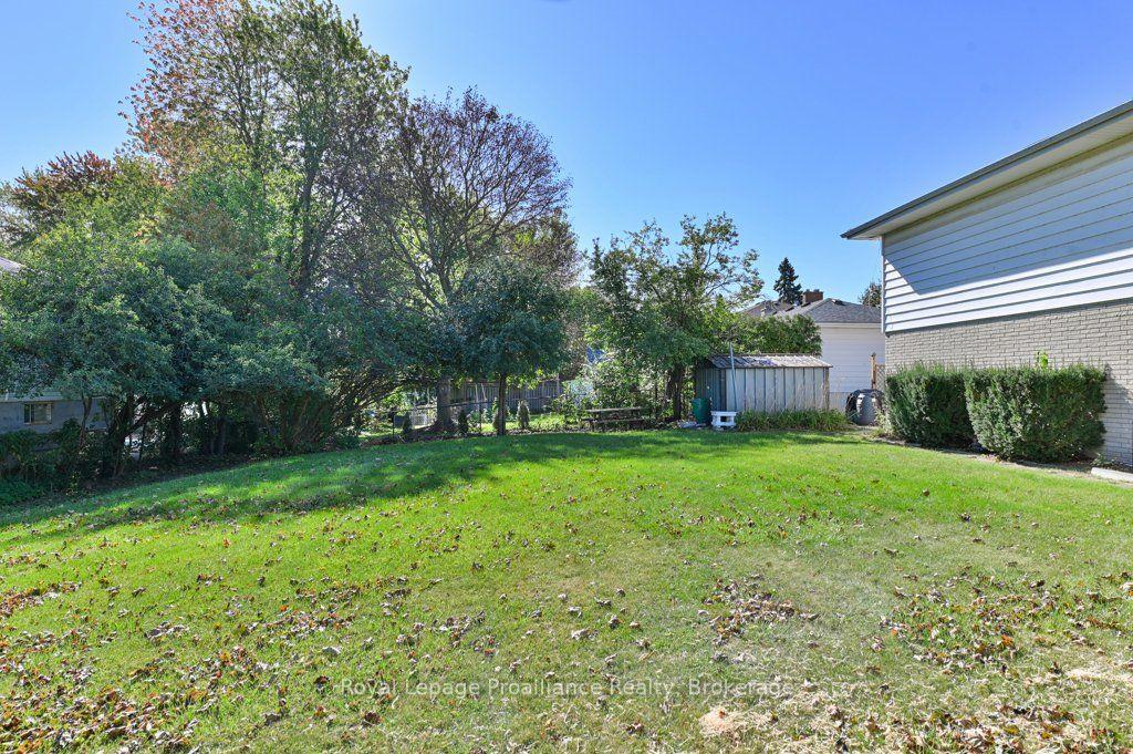 Photo 13 of 145 Leland Drive, Belleville, Belleville Ward — HOMEH