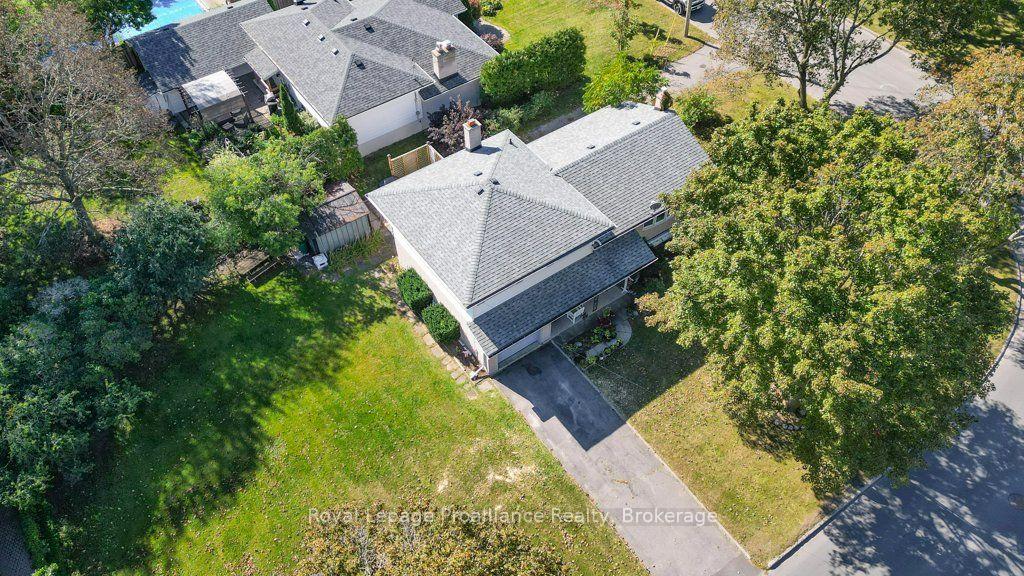 Photo 18 of 145 Leland Drive, Belleville, Belleville Ward — HOMEH