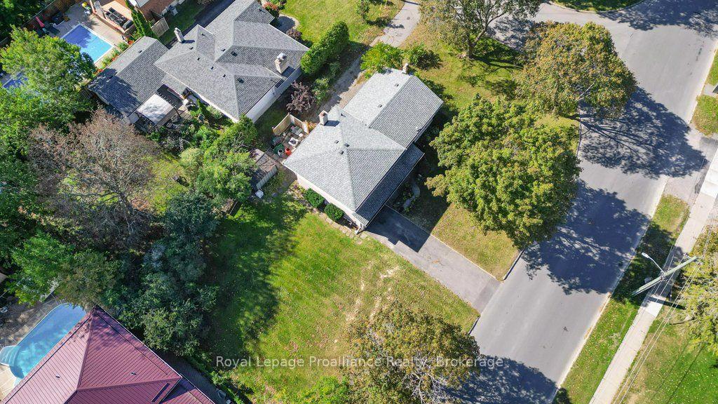 Photo 20 of 145 Leland Drive, Belleville, Belleville Ward — HOMEH
