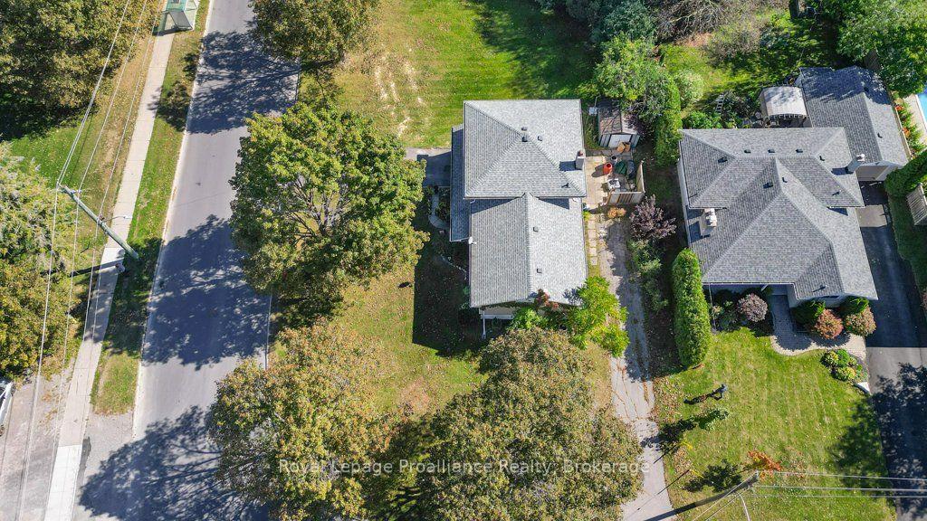 Photo 24 of 145 Leland Drive, Belleville, Belleville Ward — HOMEH