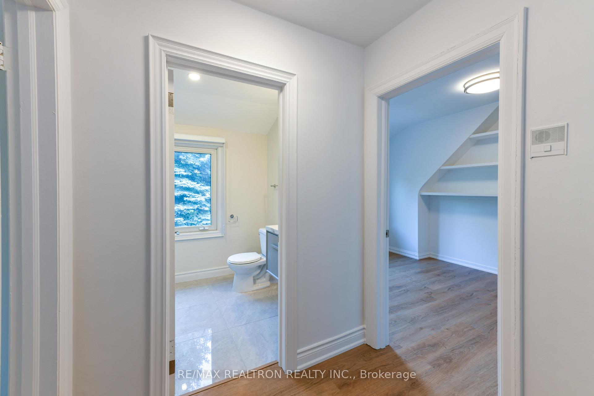 Photo 28 of 150 Upper Canada Drive, North York, St. Andrew-Windfields — HOMEH