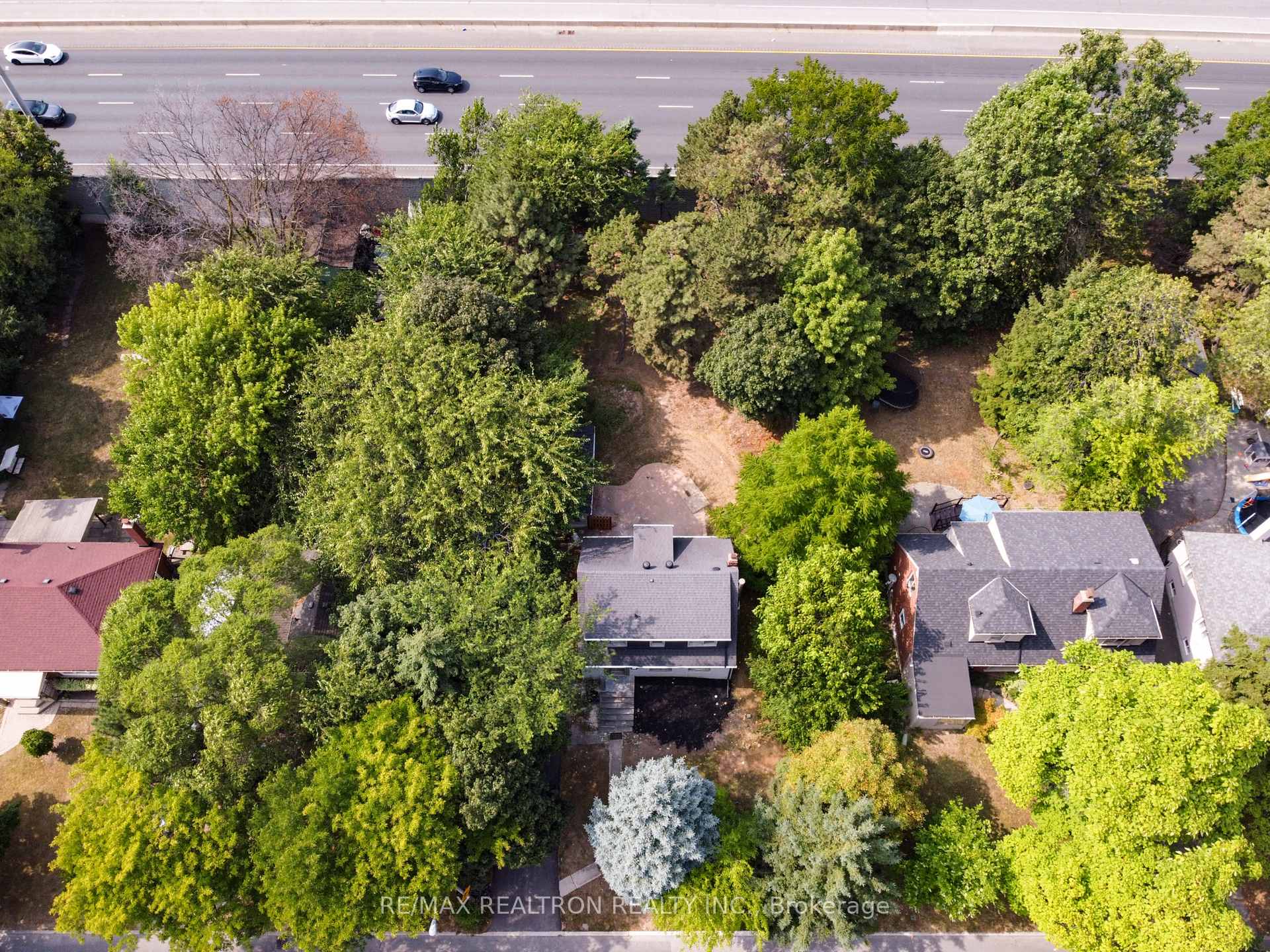 Photo 50 of 150 Upper Canada Drive, North York, St. Andrew-Windfields — HOMEH