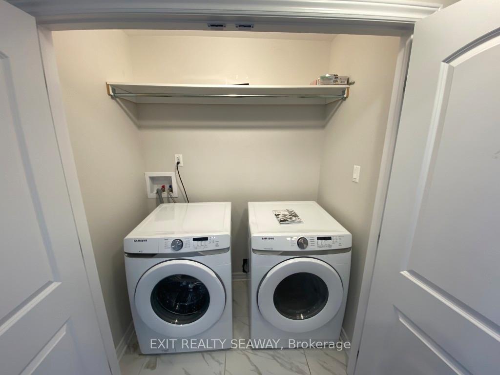 Photo 10 of 2333 Watson Crescent, Cornwall — HOMEH