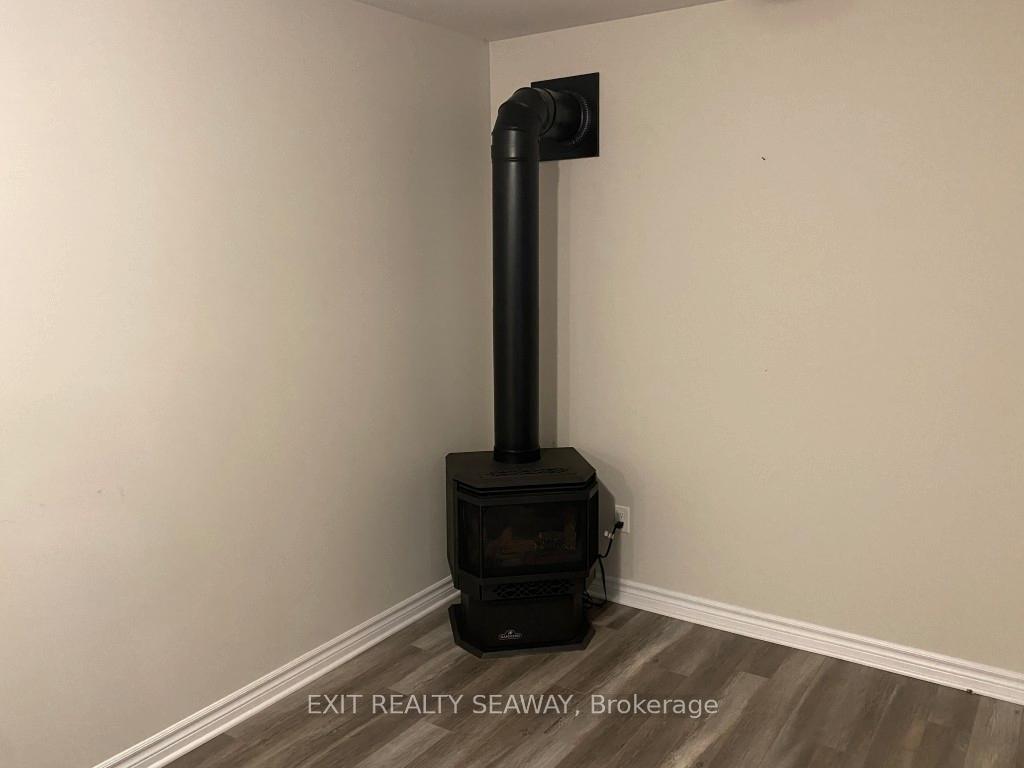Photo 13 of 2333 Watson Crescent, Cornwall — HOMEH