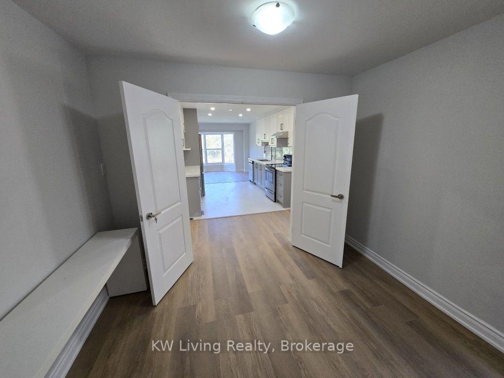 Photo 5 of Unit Main, 58 Roughfield Crescent, Scarborough, Agincourt North — HOMEH