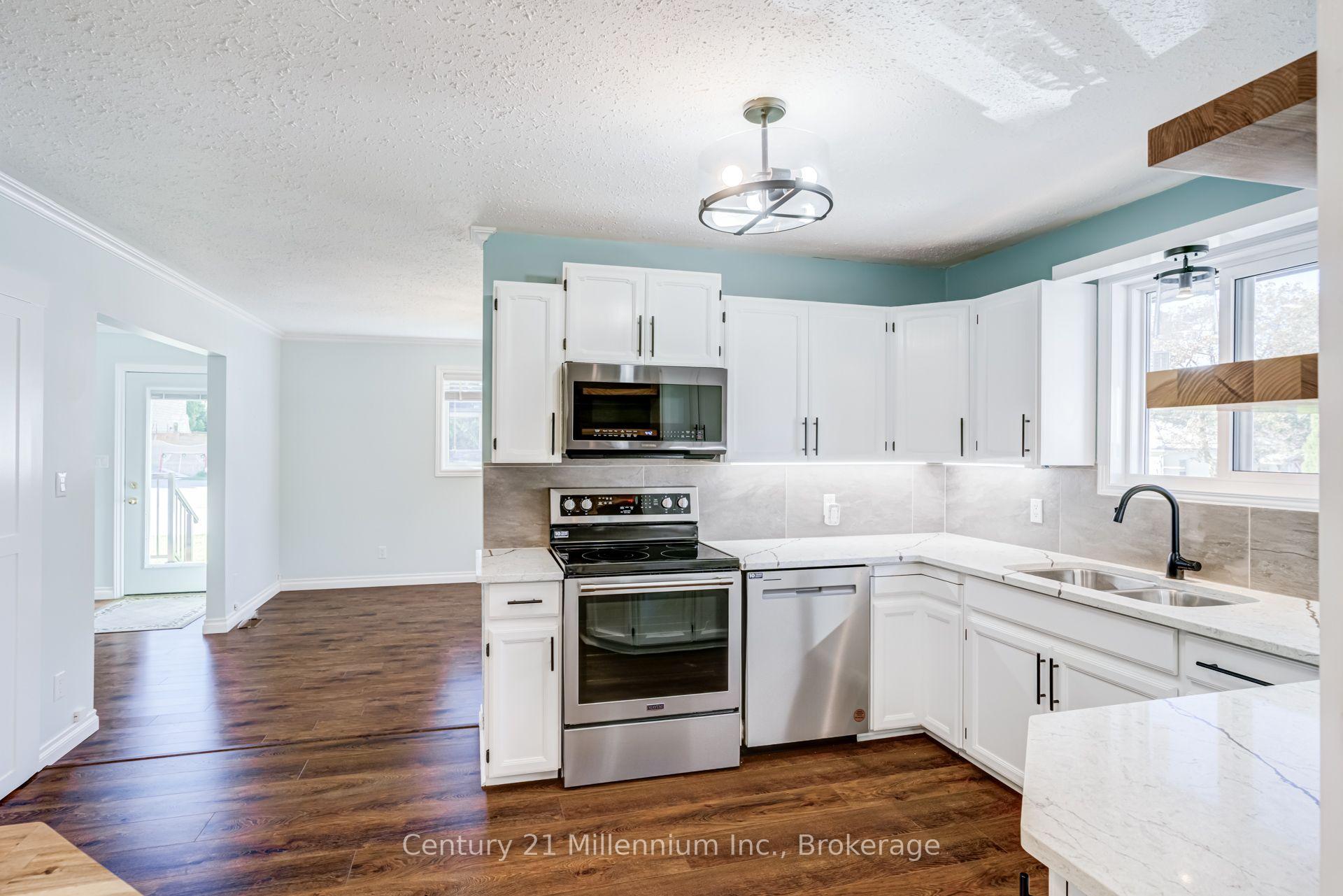 Photo 7 of 499 Tyson Street, South Bruce Peninsula — HOMEH