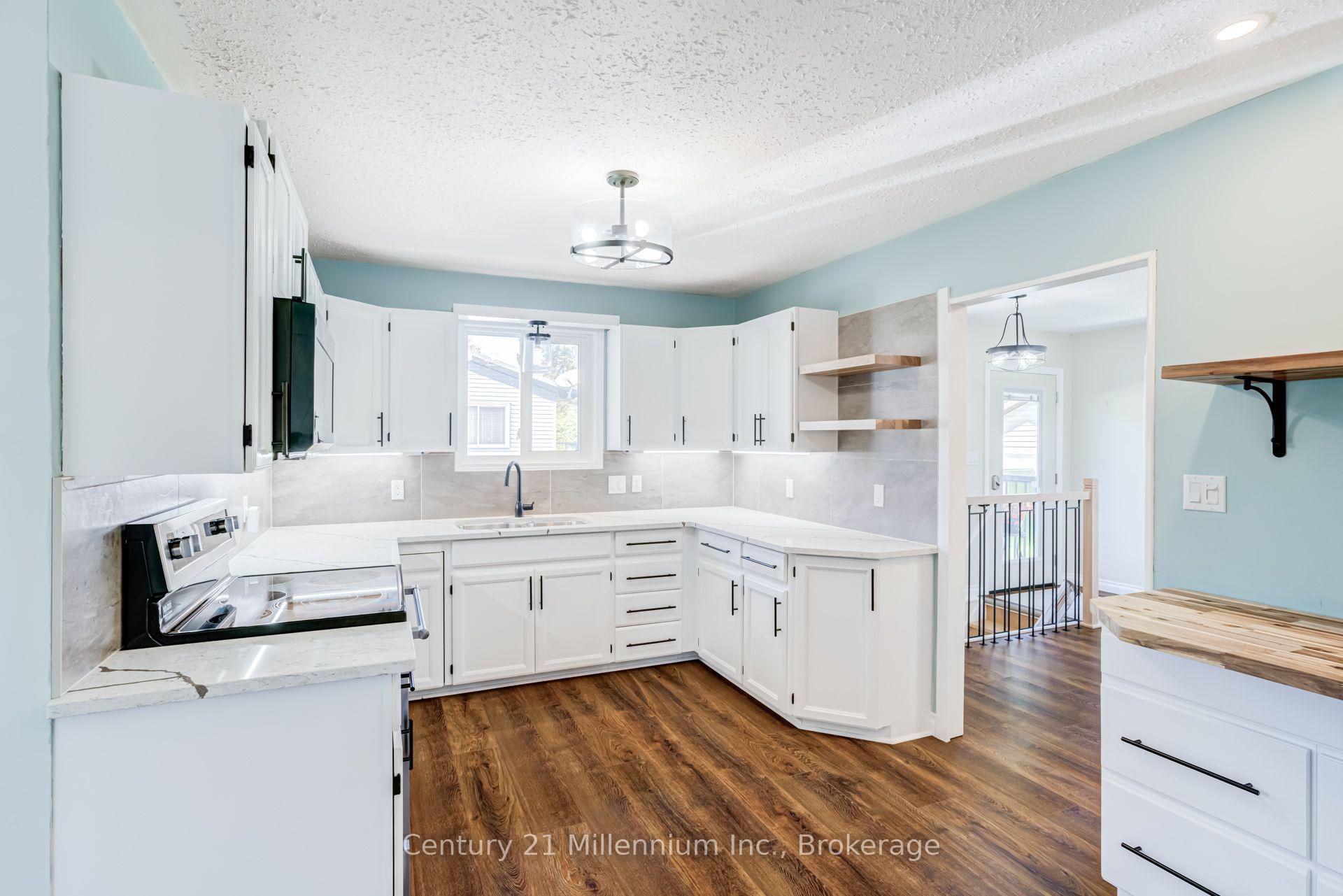 Photo 8 of 499 Tyson Street, South Bruce Peninsula — HOMEH