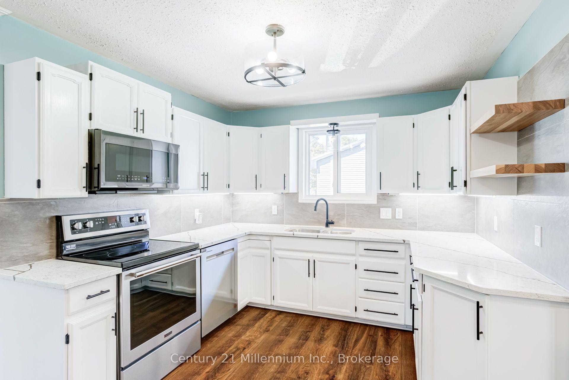 Photo 11 of 499 Tyson Street, South Bruce Peninsula — HOMEH