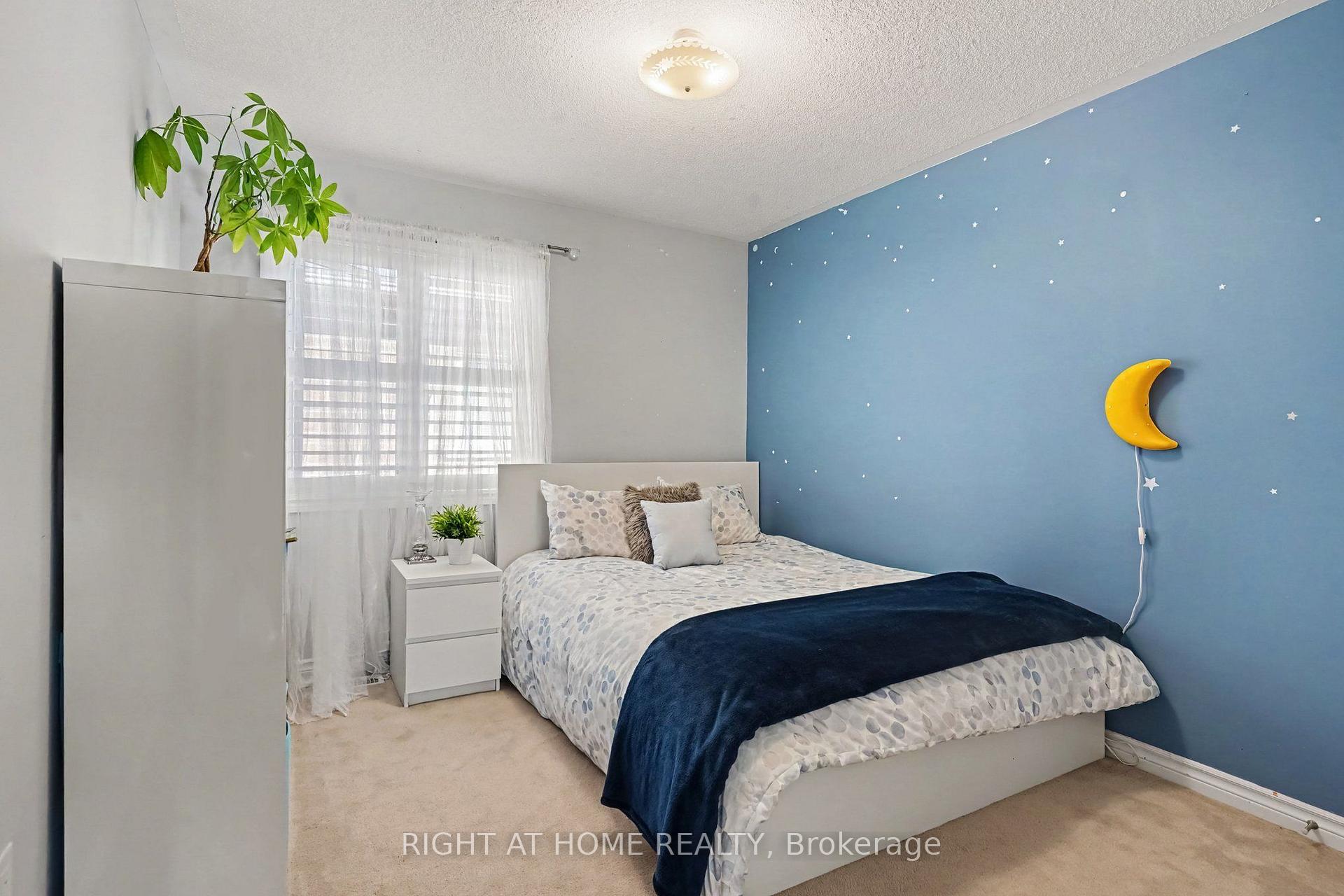 Photo 17 of 420 Kincardine Terrace, Milton, Scott — HOMEH