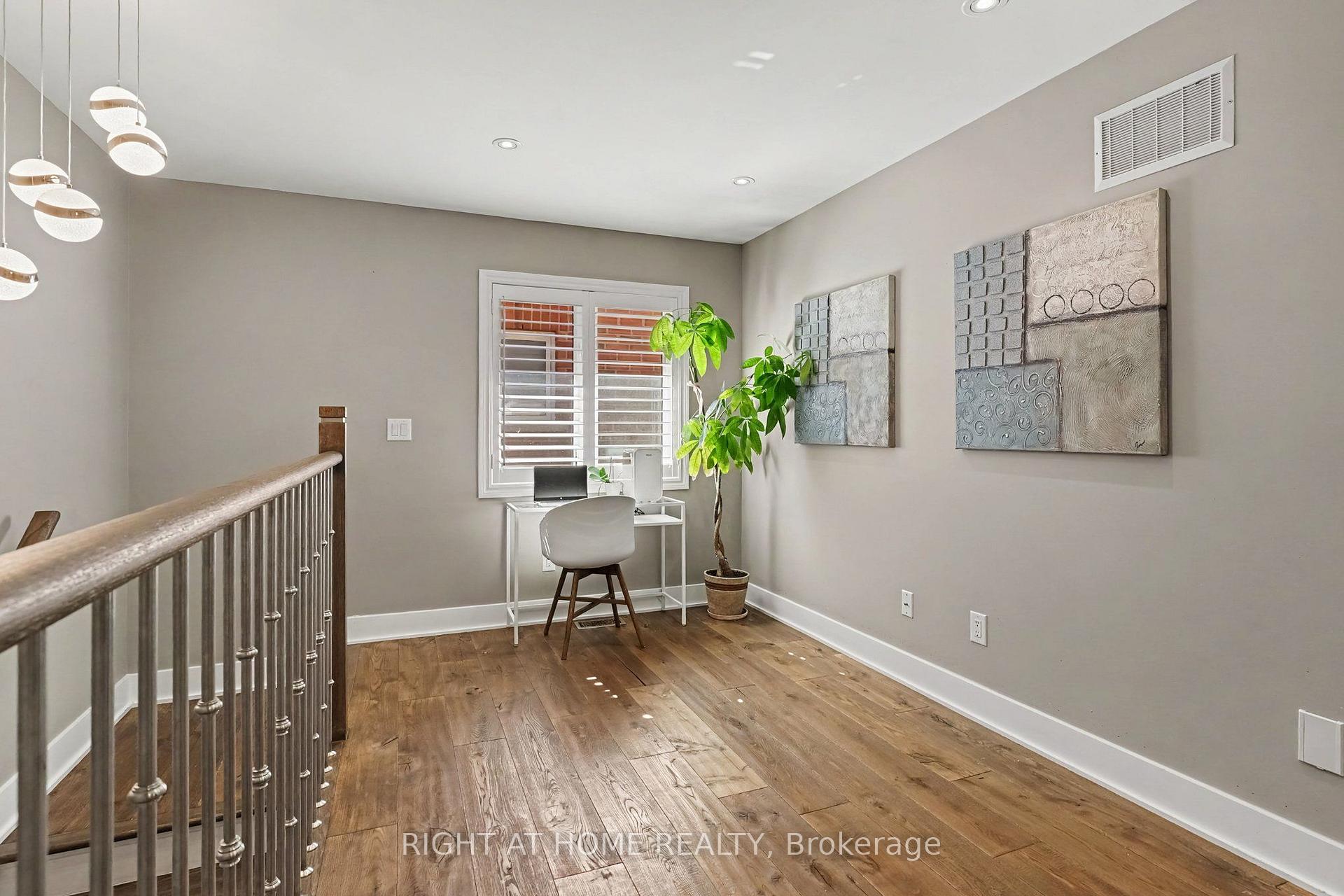 Photo 19 of 420 Kincardine Terrace, Milton, Scott — HOMEH