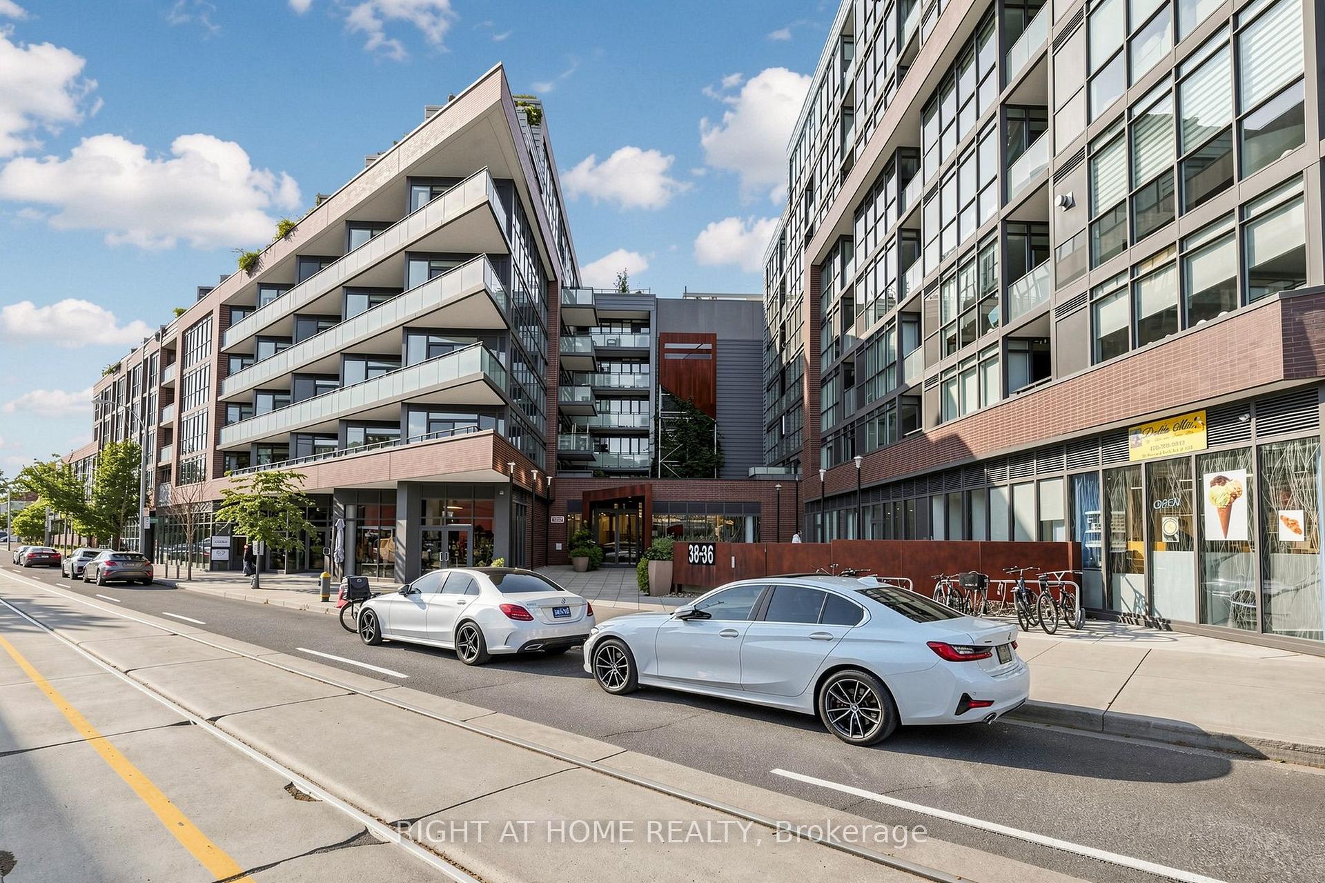 Photo 7 of Unit 307, 36 Howard Park Avenue, Toronto, Roncesvalles — HOMEH