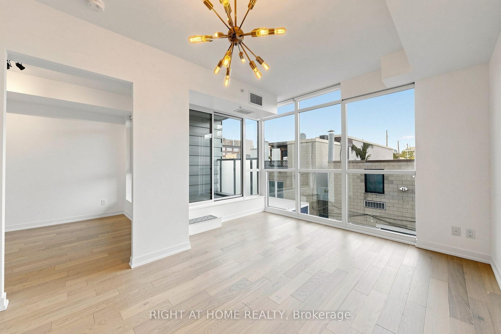 Photo 12 of Unit 307, 36 Howard Park Avenue, Toronto, Roncesvalles — HOMEH