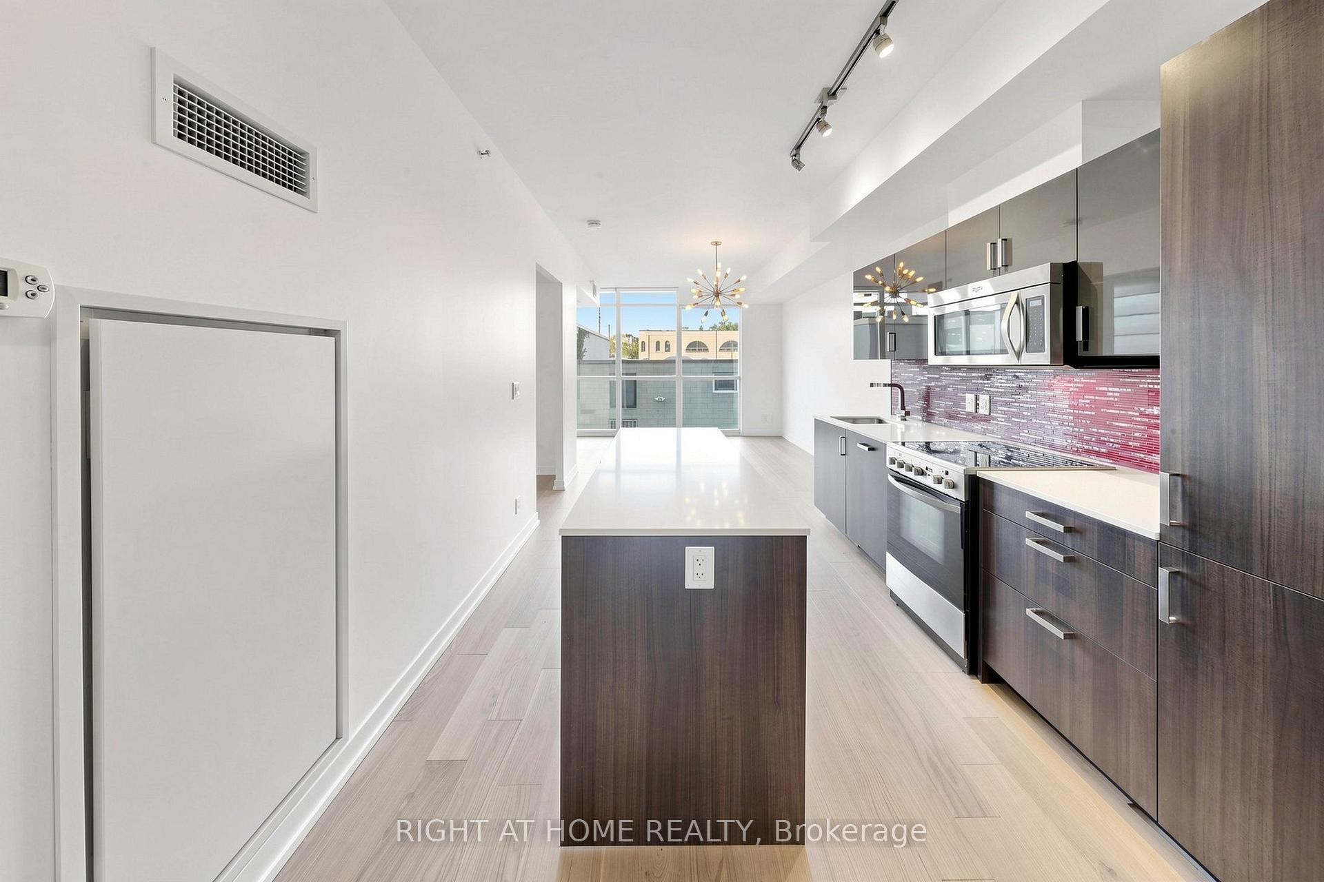 Photo 19 of Unit 307, 36 Howard Park Avenue, Toronto, Roncesvalles — HOMEH