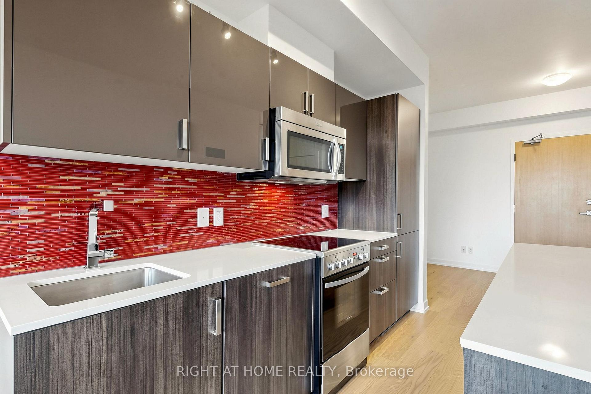 Photo 24 of Unit 307, 36 Howard Park Avenue, Toronto, Roncesvalles — HOMEH