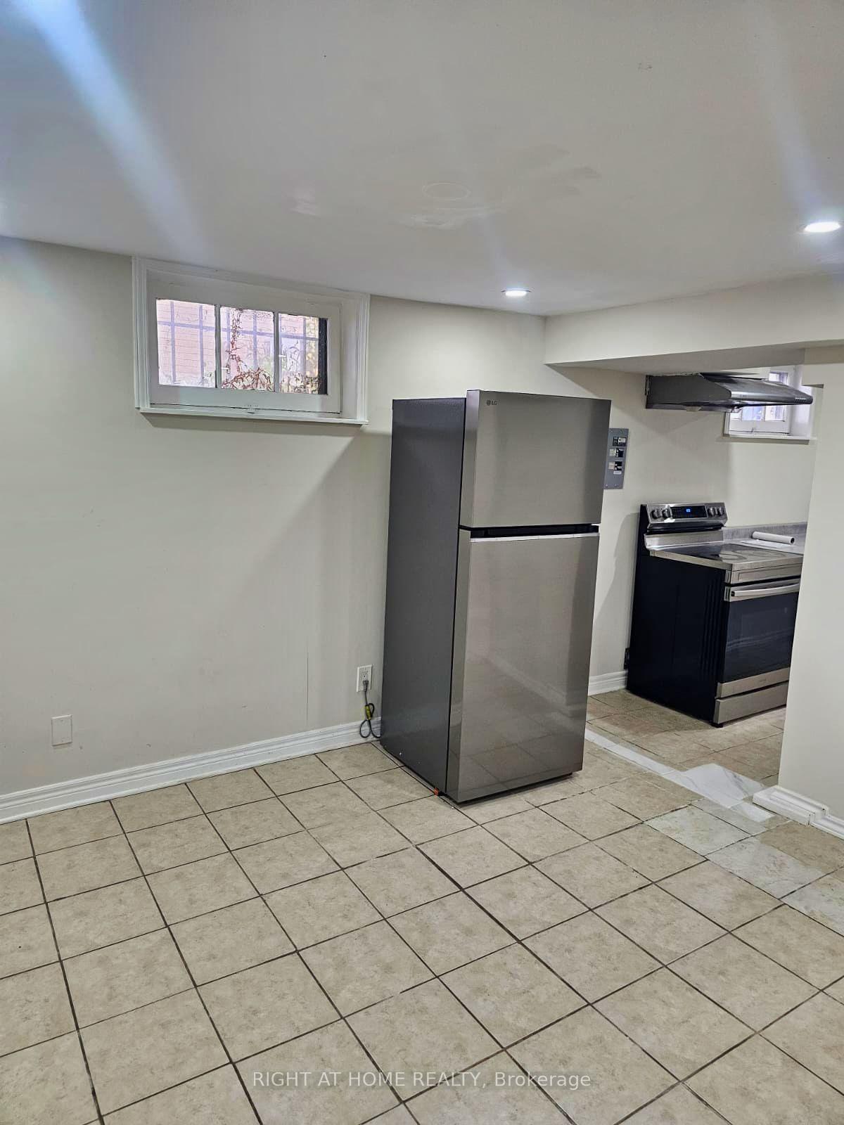 Photo 5 of Unit B, 537 Clarke Road, London, East H — HOMEH