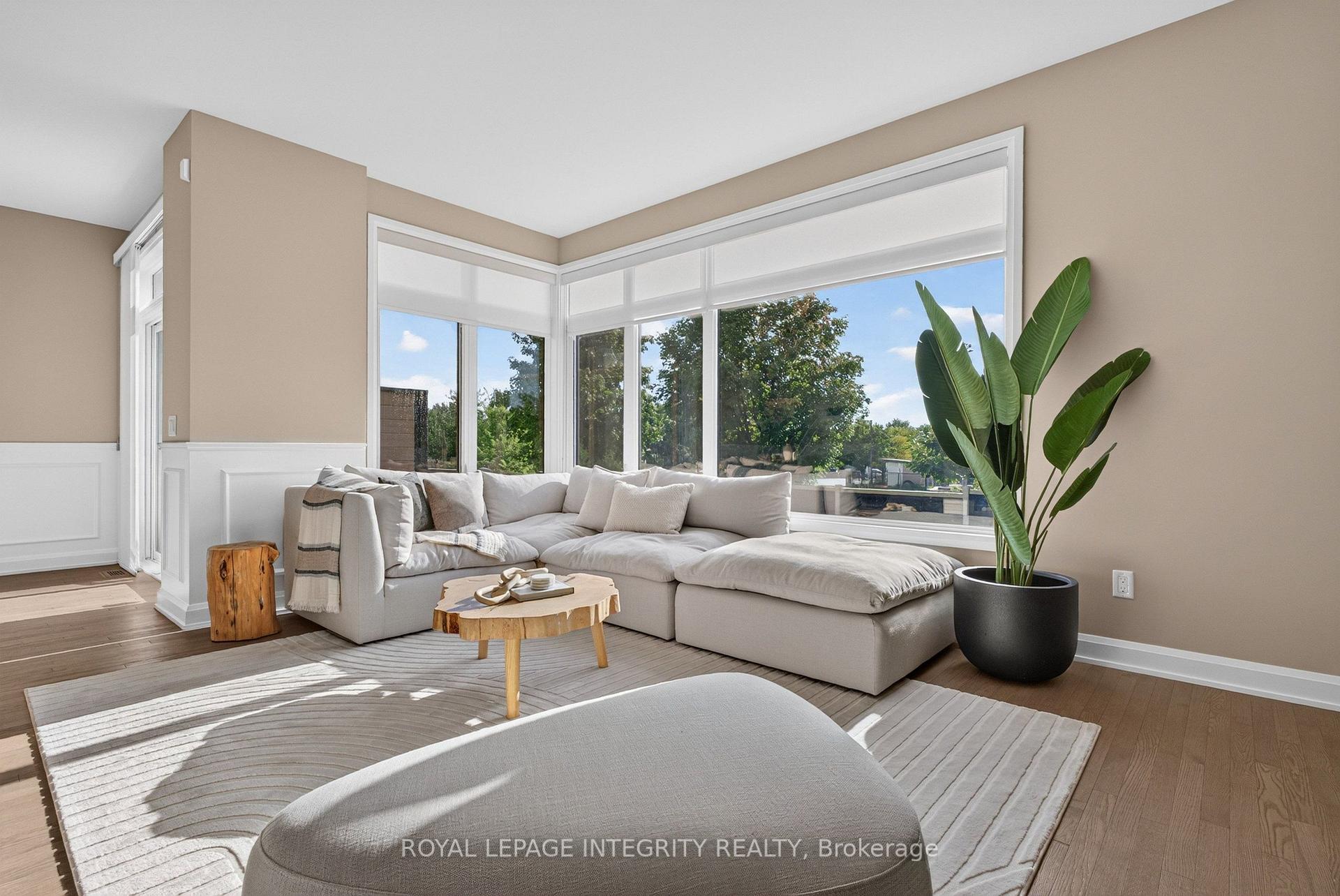 Photo 4 of 620 Bridleglen Crescent, Ottawa, Kanata - Bridlewood — HOMEH