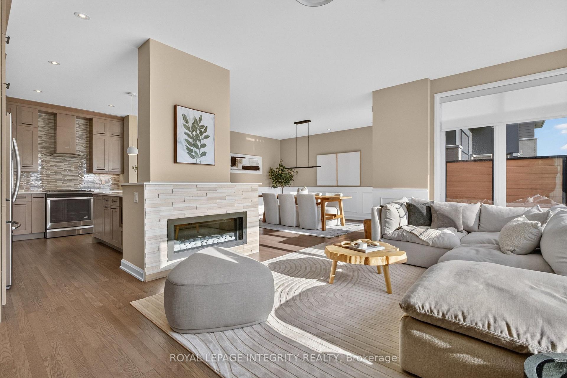 Photo 6 of 620 Bridleglen Crescent, Ottawa, Kanata - Bridlewood — HOMEH