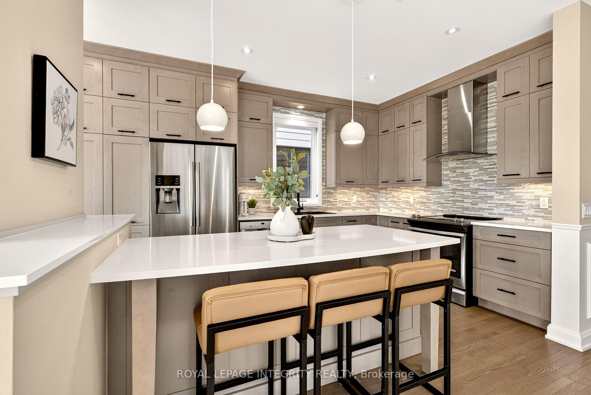 Photo 11 of 620 Bridleglen Crescent, Ottawa, Kanata - Bridlewood — HOMEH