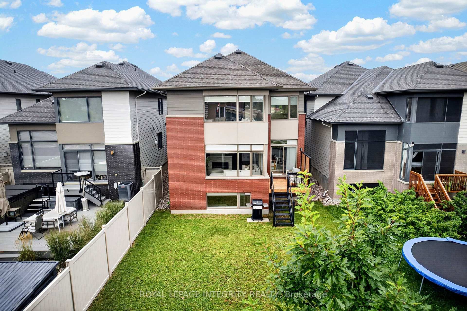 Photo 38 of 620 Bridleglen Crescent, Ottawa, Kanata - Bridlewood — HOMEH