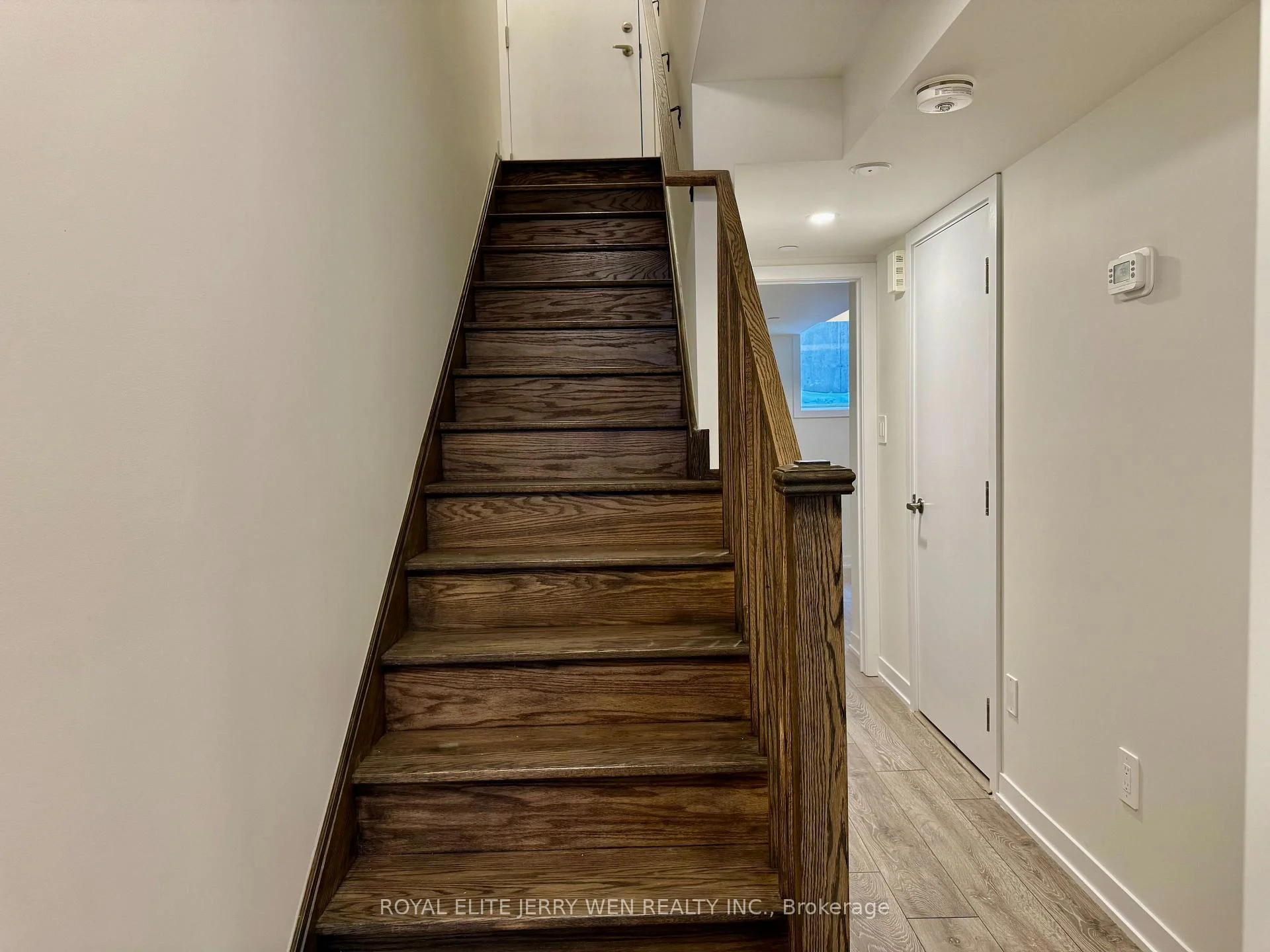 Photo 12 of Unit Basement, 2 Green Gardens Boulevard, Toronto, Englemount-Lawrence — HOMEH